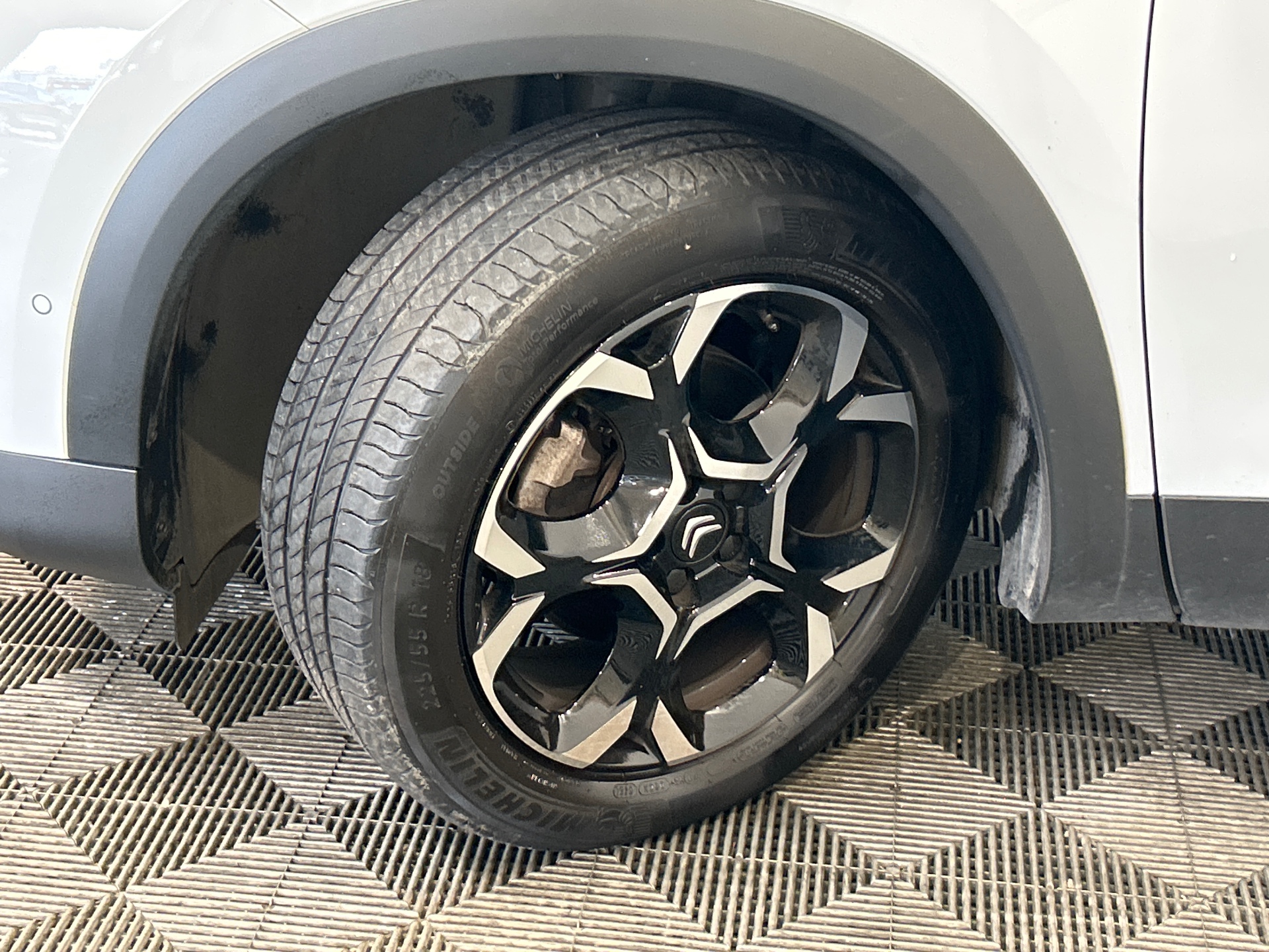 CITROEN C5 AIRCROSS BHDI 130 S&S EAT8 MAX — expertise
