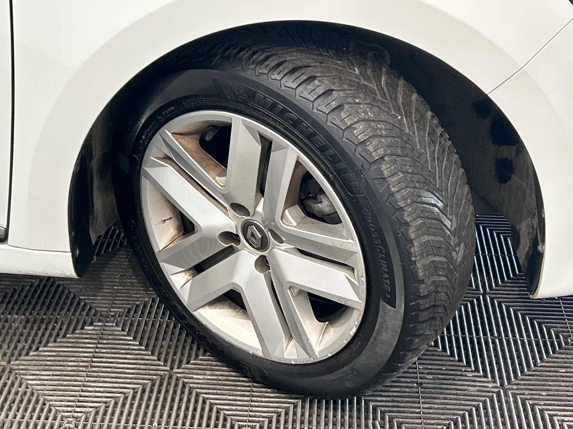RENAULT CLIO V TCe 90 - 21 Business — expertise