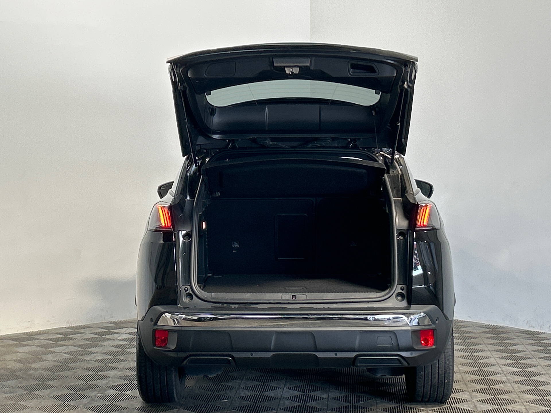 PEUGEOT 3008 ALLURE PACK HYBRID 136 E-DCS6
