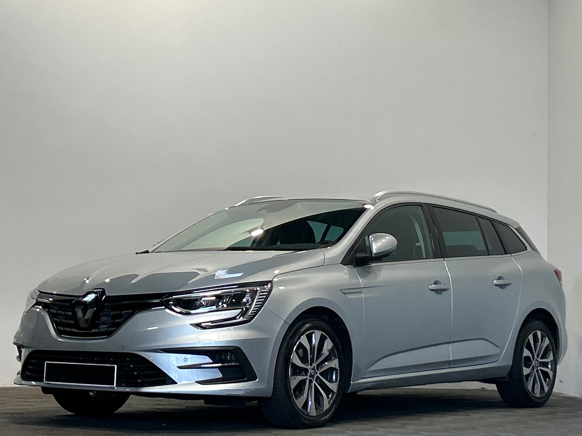 RENAULT MEGANE IV ESTATE techno TCe 140 EDC -23
