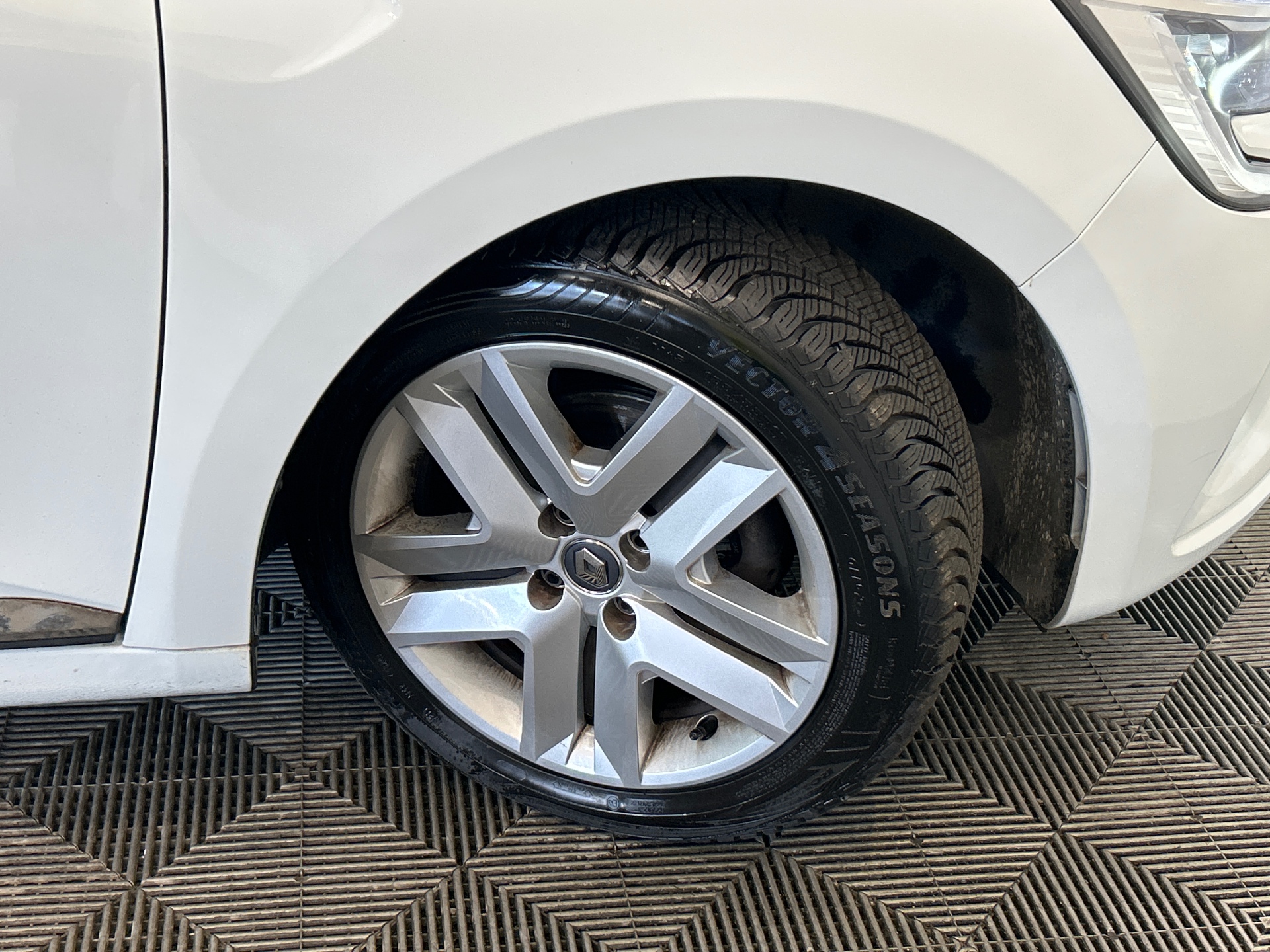 RENAULT CLIO V TCe 90 X-Tronic - 21N Business — expertise