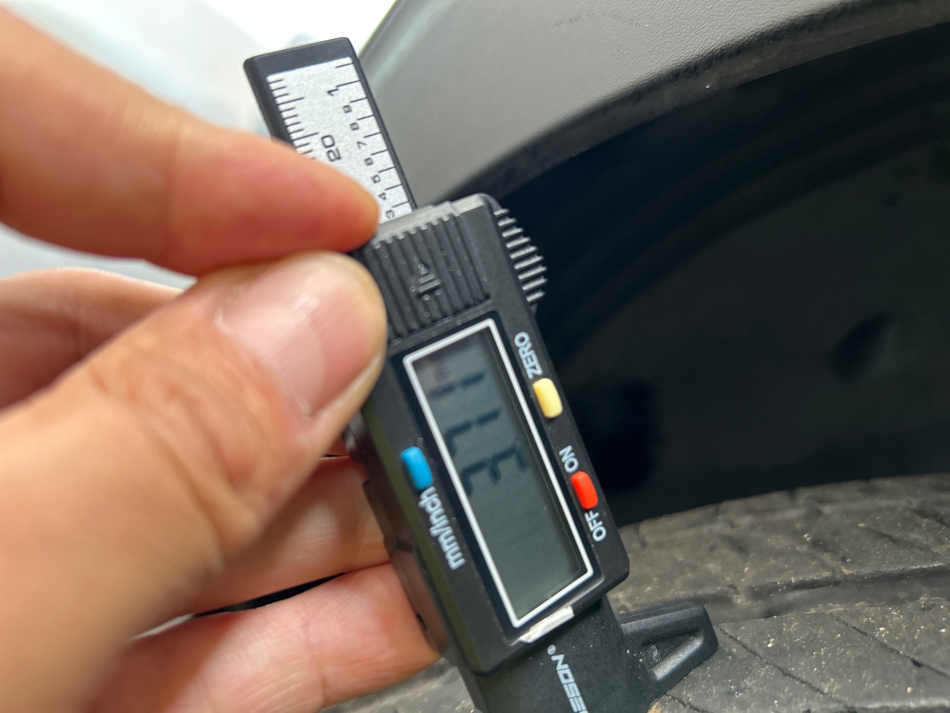 PEUGEOT 3008 ALLURE PACK HYBRID 136 E-DCS6 — expertise