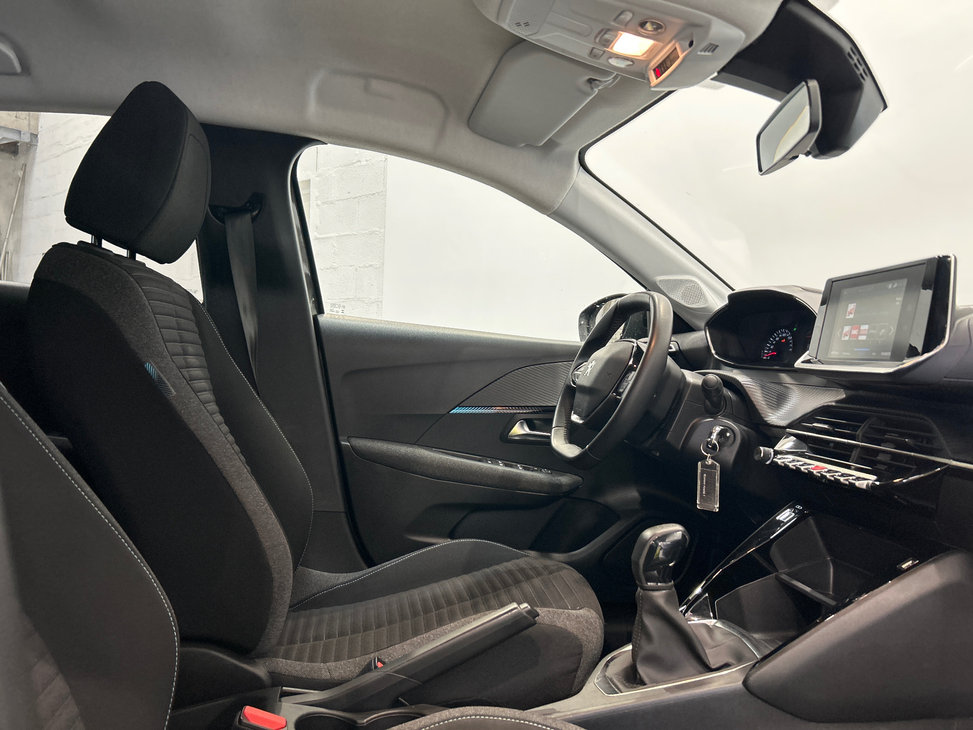 PEUGEOT 208 STYLE PURETECH 75 S&S BVM5