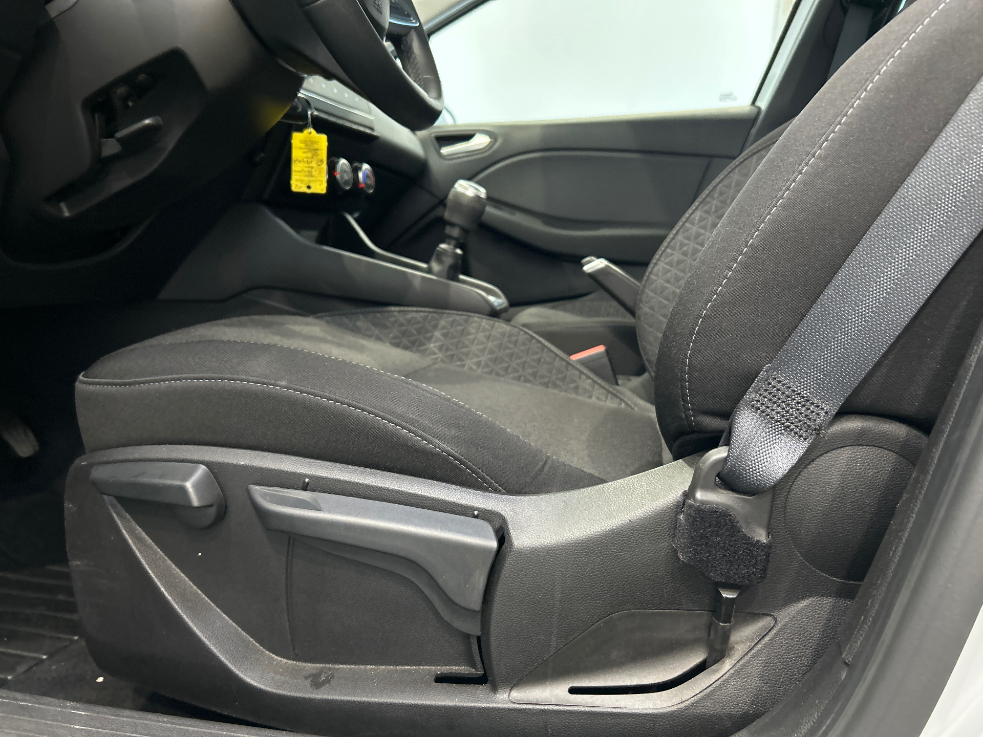 RENAULT CLIO V TCe 90 - 21 Business