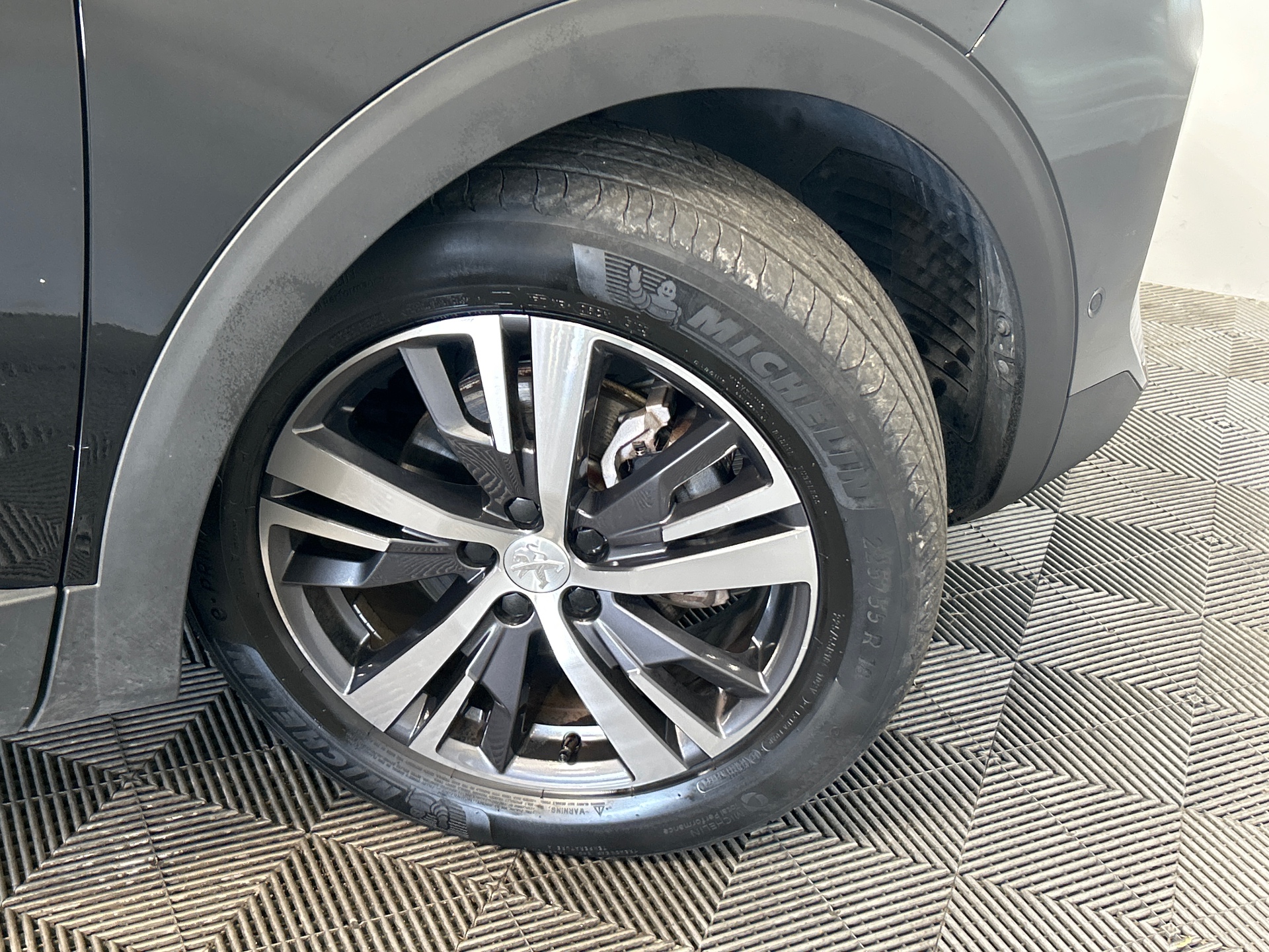 PEUGEOT 3008 ALLURE PACK HYBRID 136 E-DCS6 — expertise
