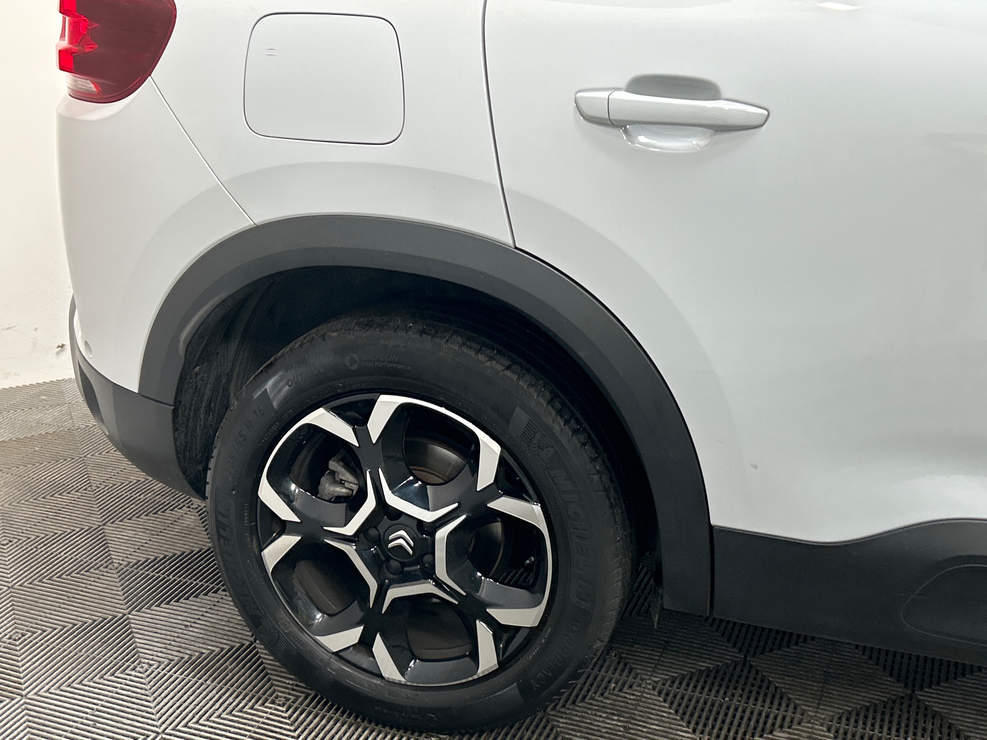 CITROEN C5 AIRCROSS BHDI 130 S&S EAT8 MAX — expertise