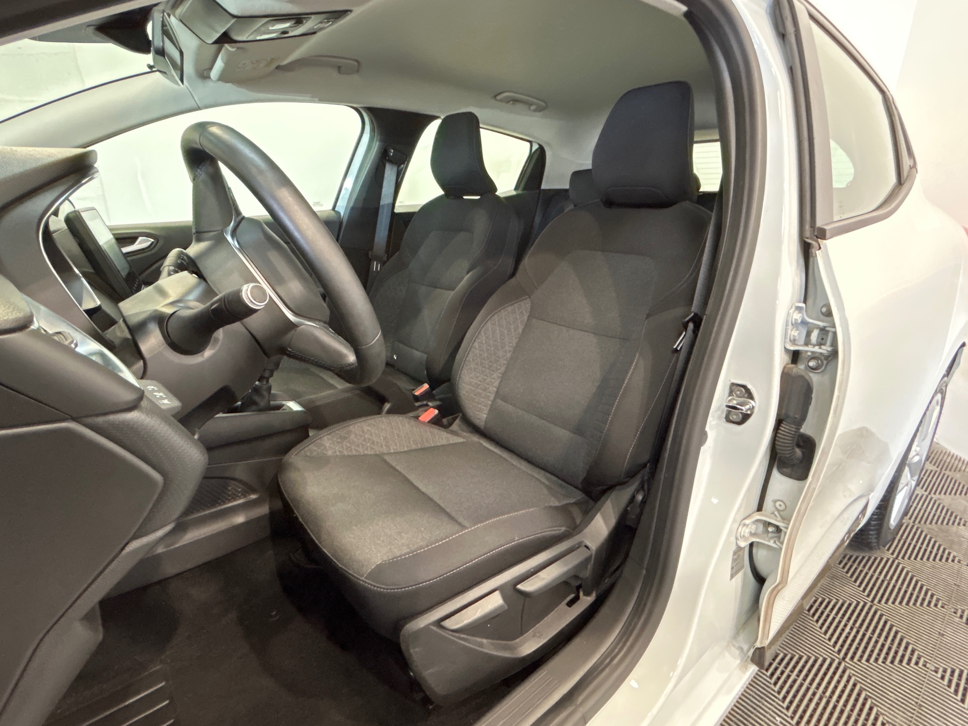 RENAULT CLIO V TCe 90 - 21 Business