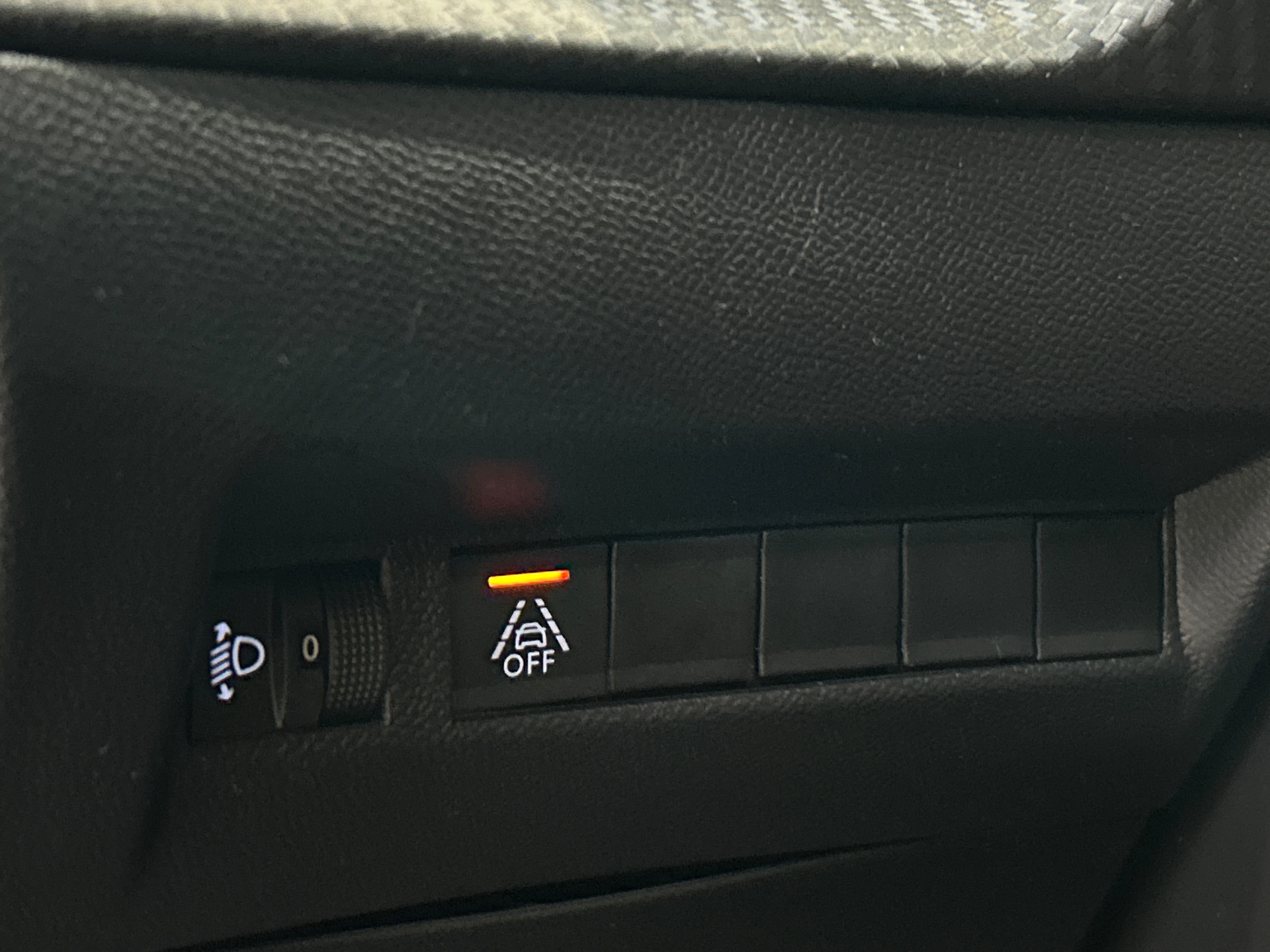 PEUGEOT 208 STYLE PURETECH 75 S&S BVM5