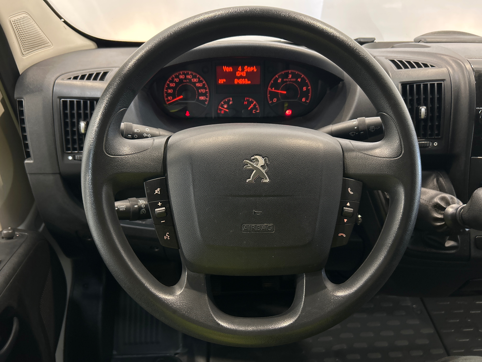 PEUGEOT BOXER FOURGON TOLE 330 L2H2 BLUEHDI 120 S&S PREMIUM