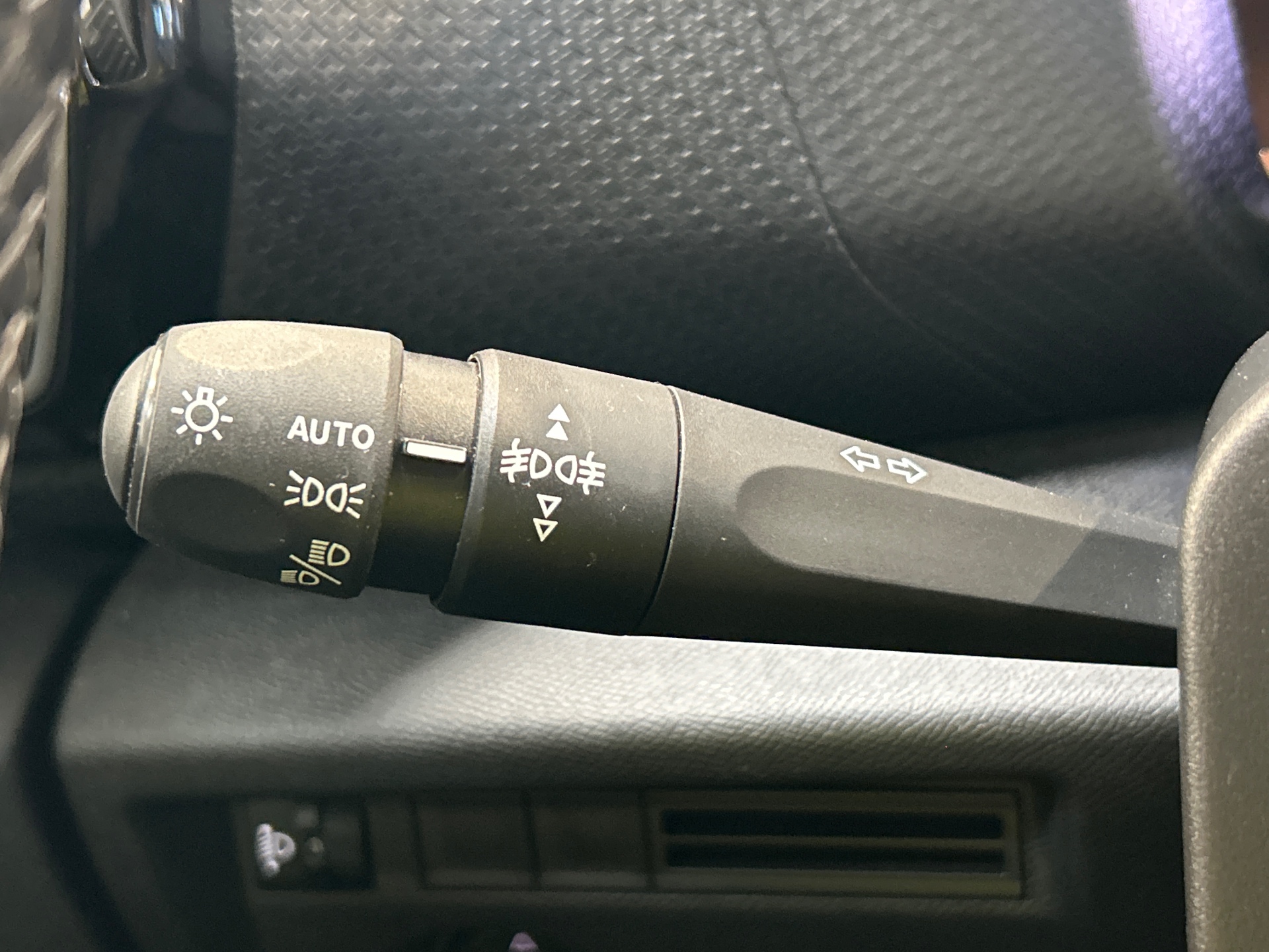 CITROEN C4 PT130 S&S BVM6 SHINE