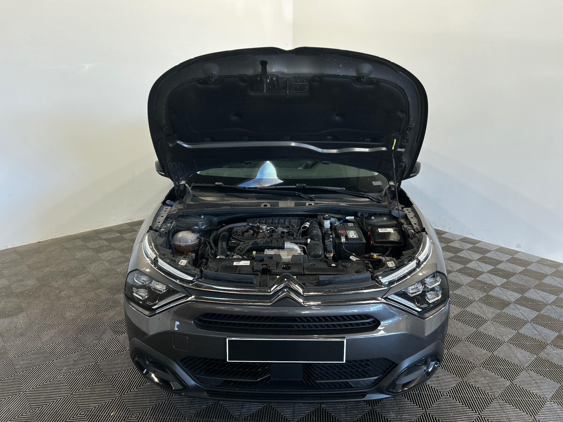 CITROEN C4 PureTech 130 BVM6 Plus — expertise