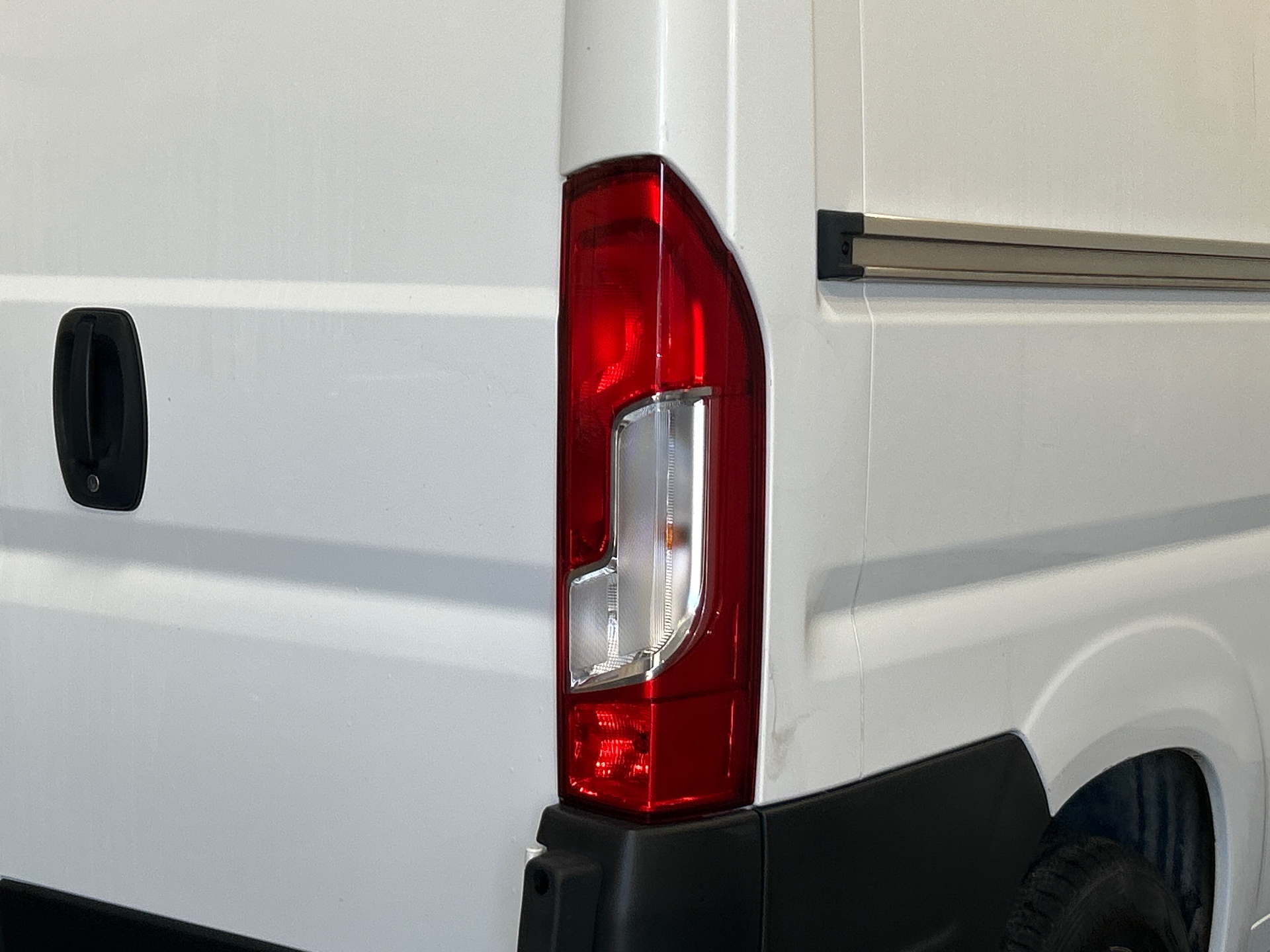 PEUGEOT BOXER FOURGON TOLE 330 L2H2 BLUEHDI 120 S&S PREMIUM