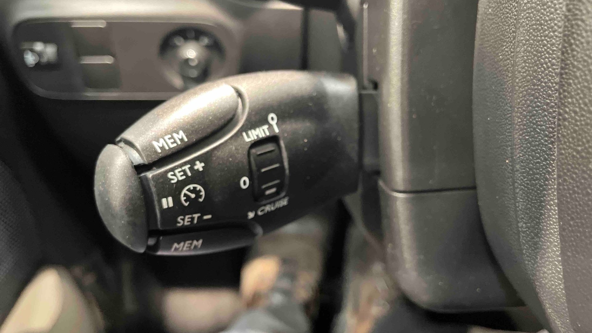 CITROEN C3 PureTech 110 S&S BVM6 Shine