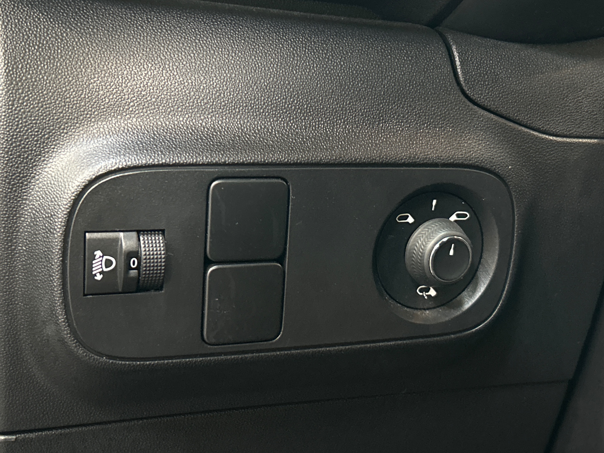 CITROEN C3 PURETECH 110 S&S EAT6 MAX