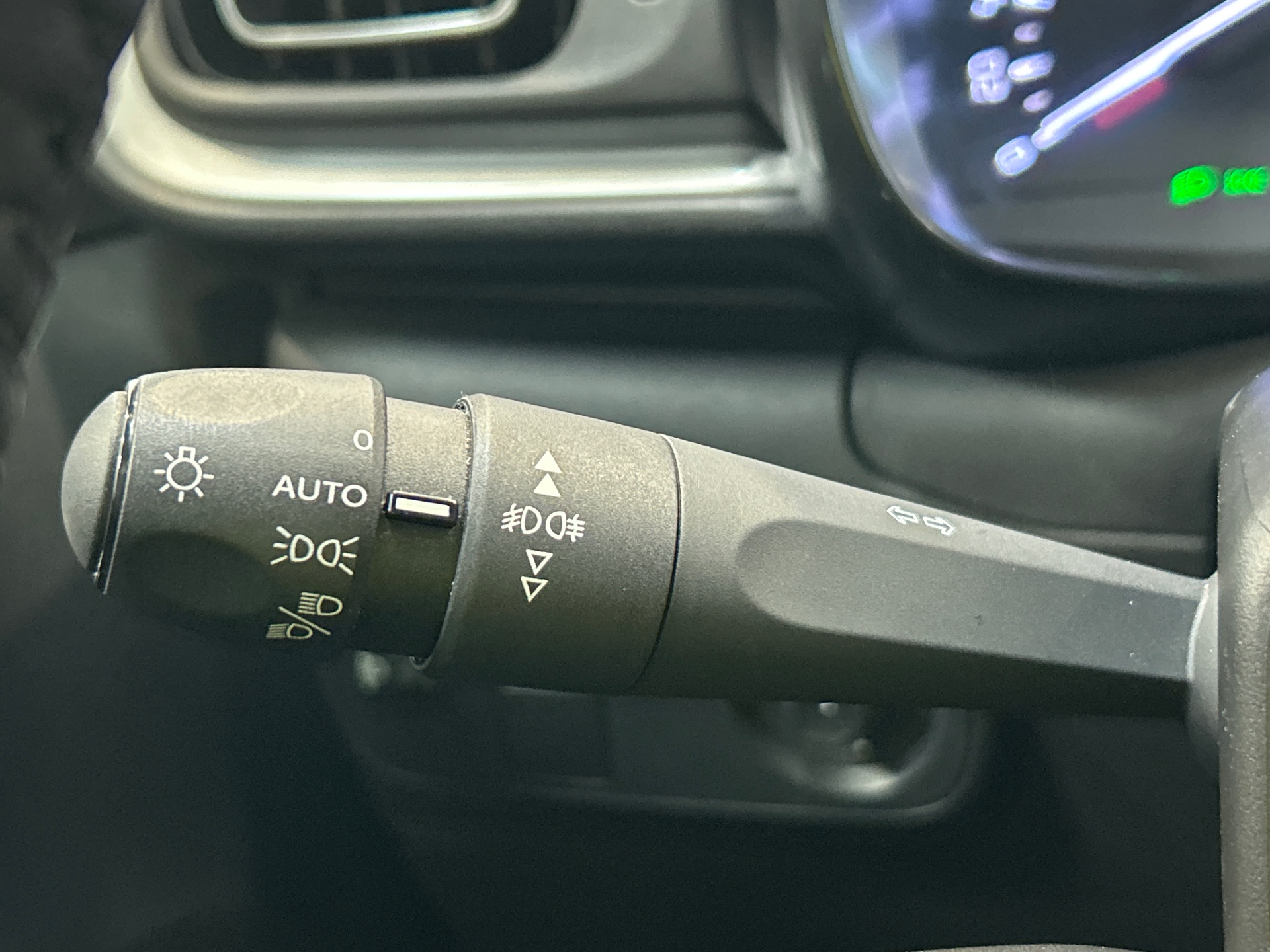 CITROEN C3 PURETECH 110 S&S EAT6 MAX