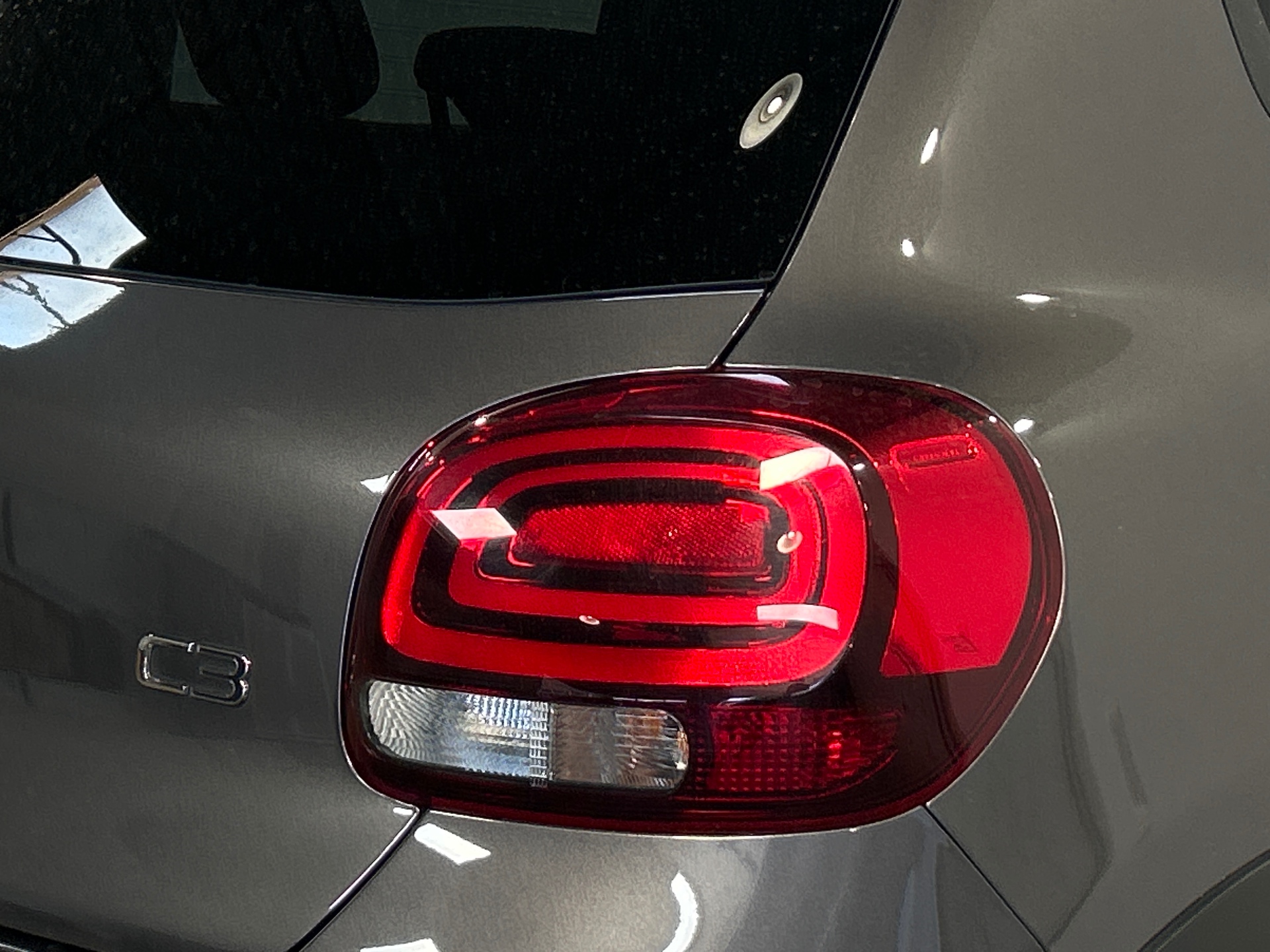 CITROEN C3 PURETECH 110 S&S EAT6 MAX