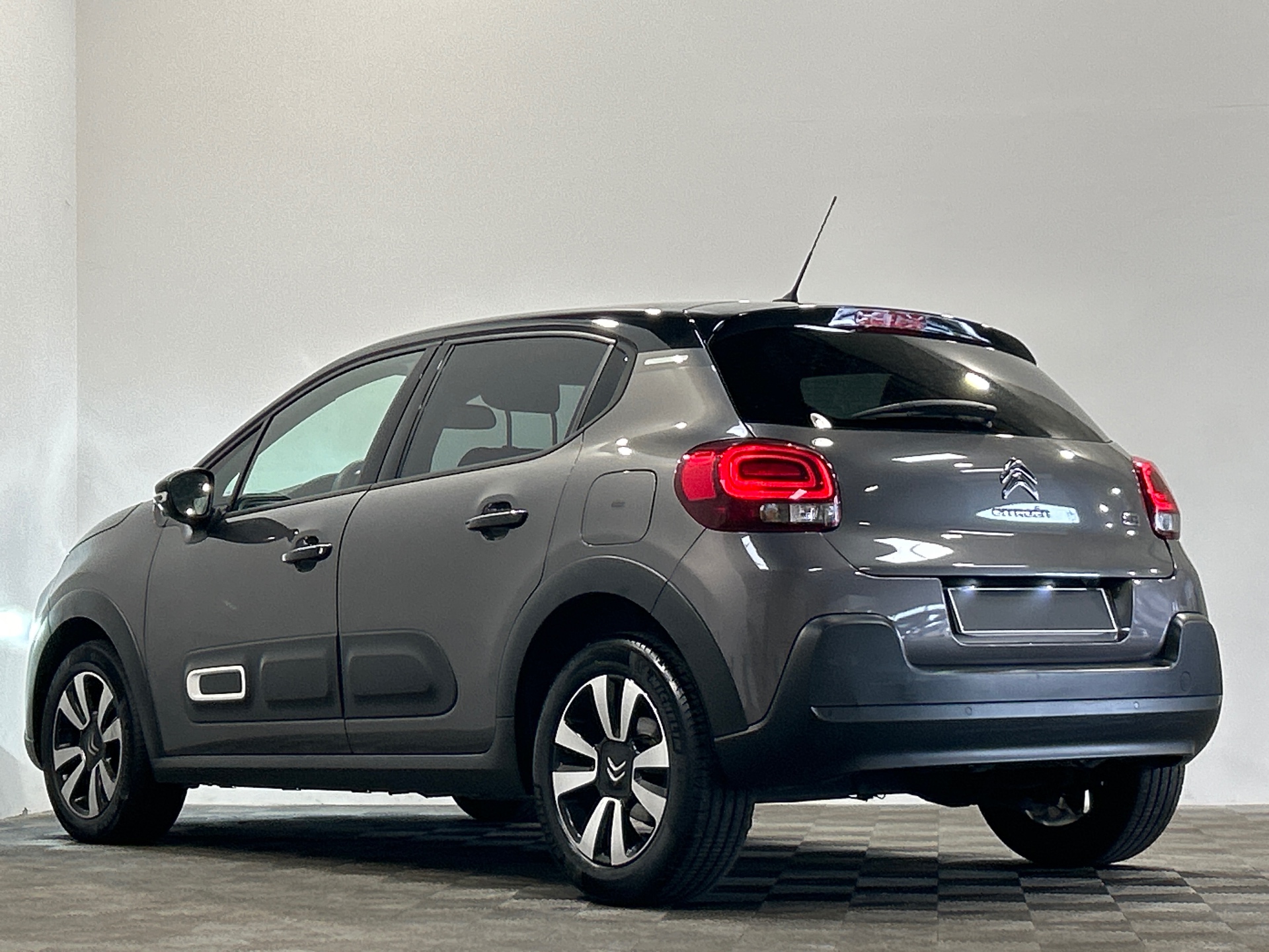CITROEN C3 PT110 S&S BVM6 SHINE