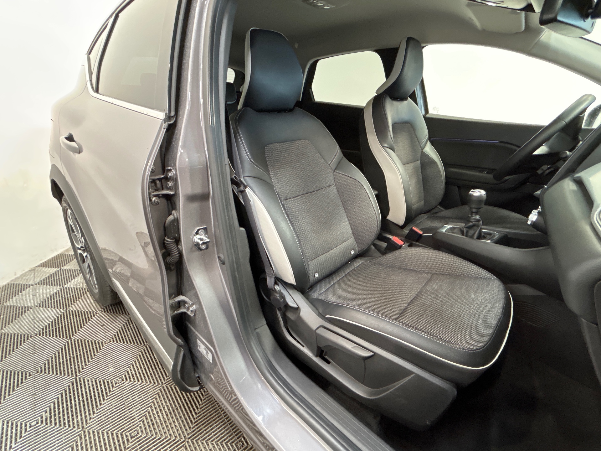 RENAULT CAPTUR techno TCe 90
