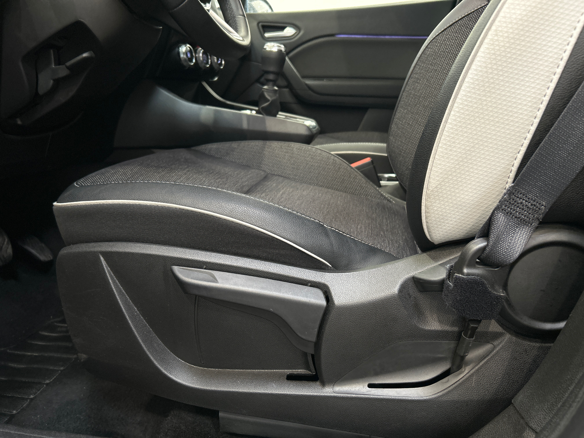RENAULT CAPTUR techno TCe 90