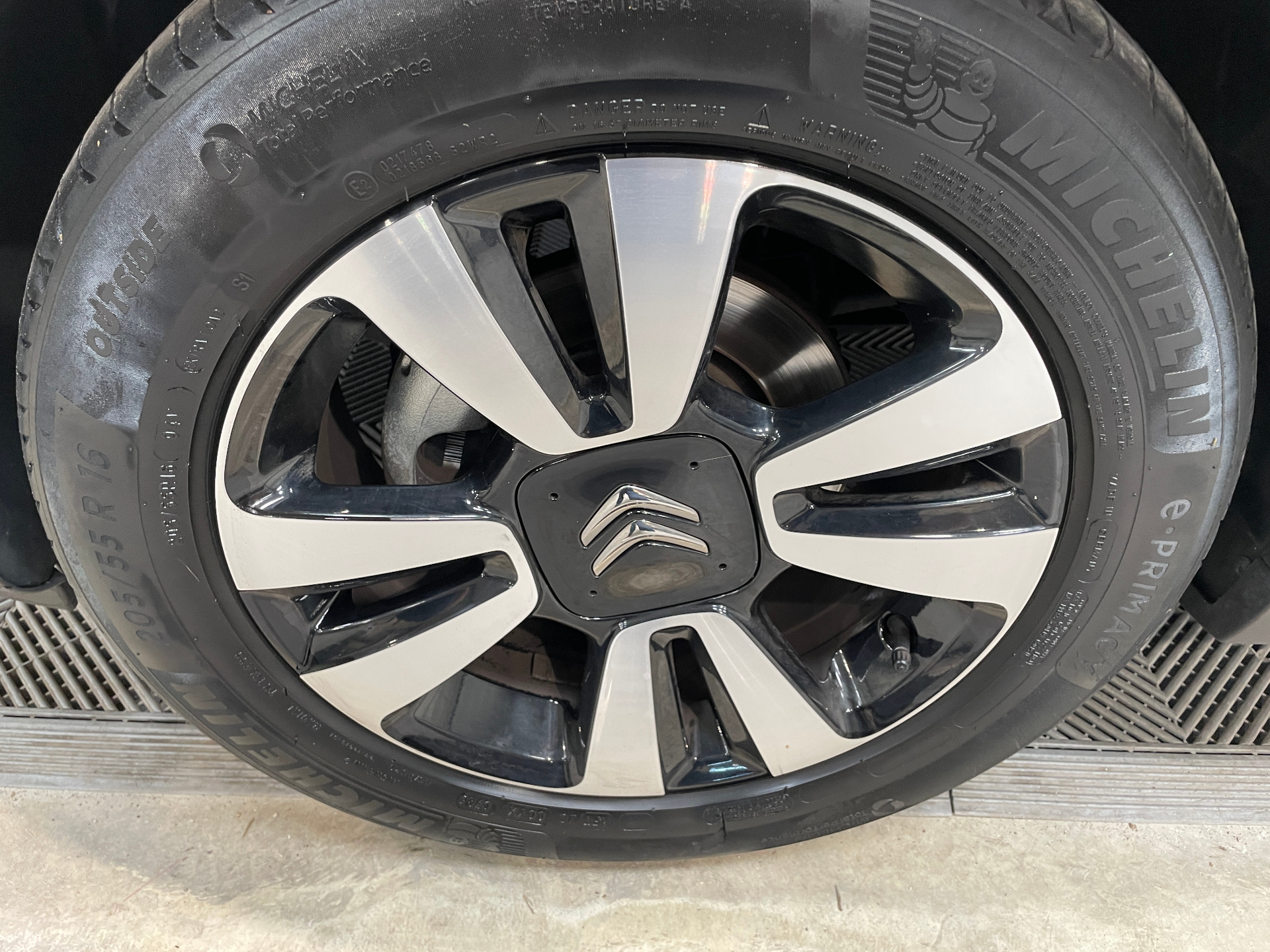 CITROEN C3 PureTech 110 S&S BVM6 Shine — expertise
