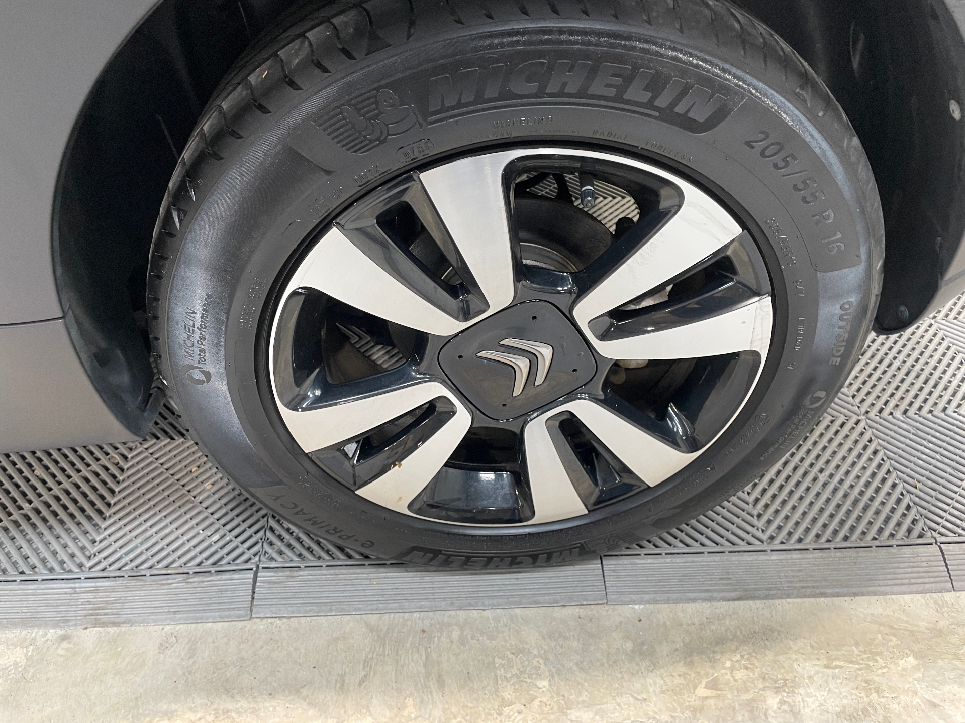 CITROEN C3 PureTech 110 S&S BVM6 Shine — expertise