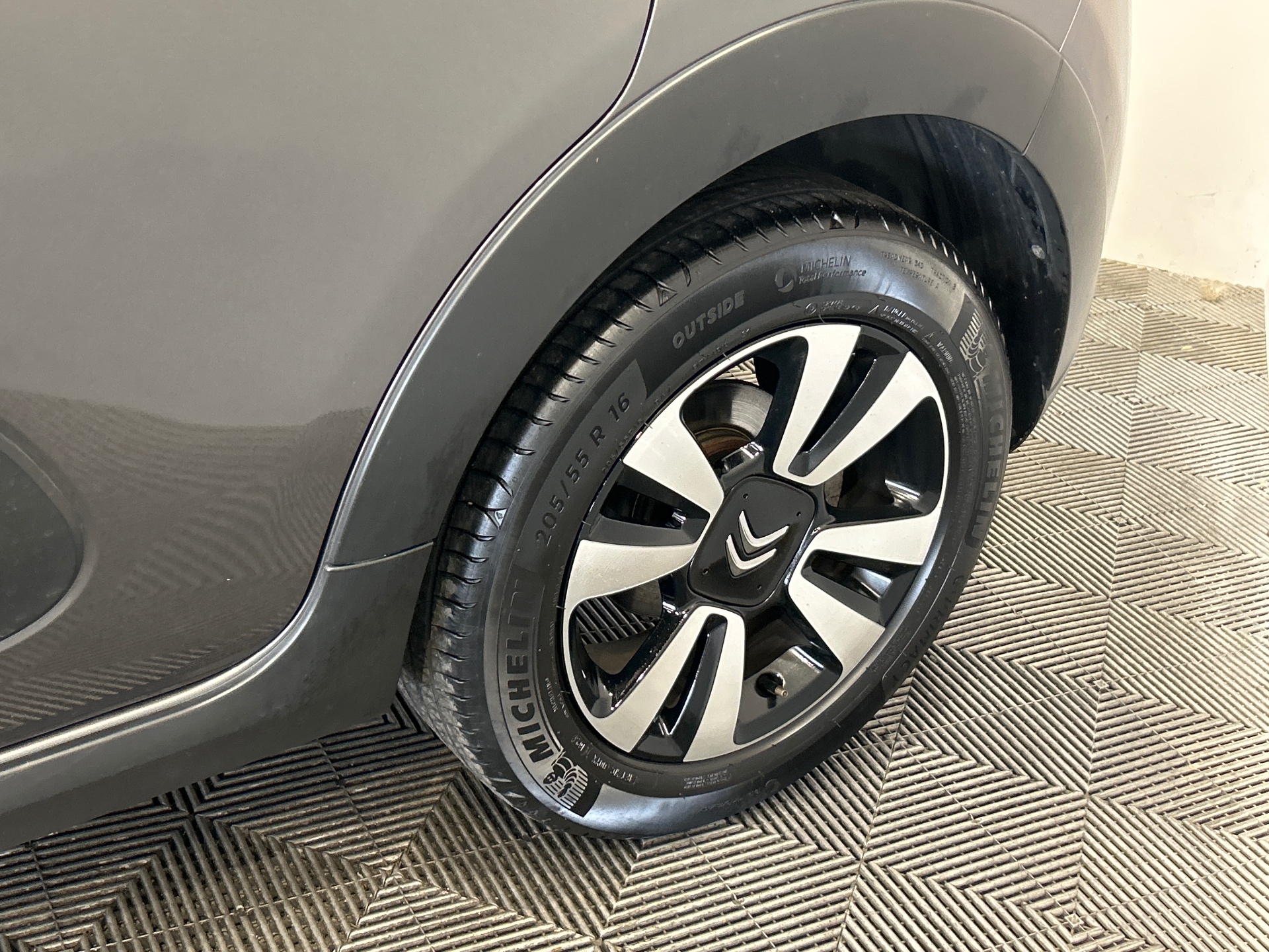 CITROEN C3 PT110 S&S BVM6 SHINE — expertise