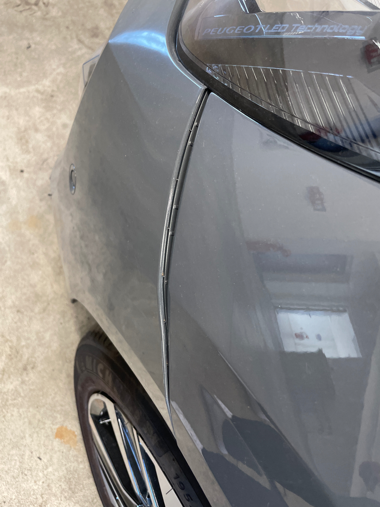 PEUGEOT 208 Allure 100 ch BVM6 — expertise