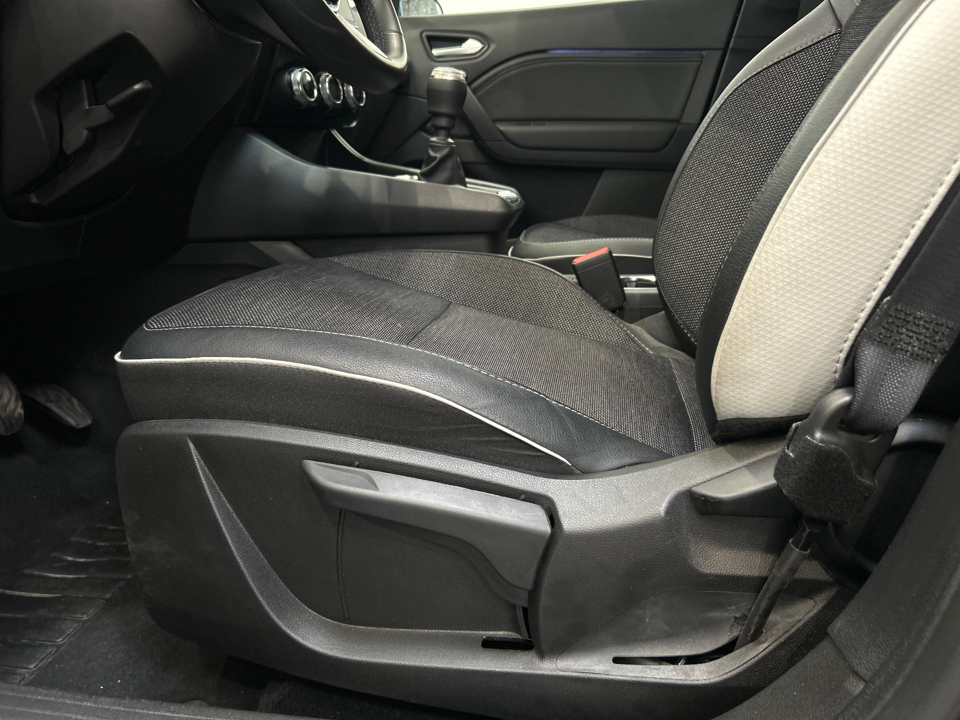 RENAULT CAPTUR techno TCe 90