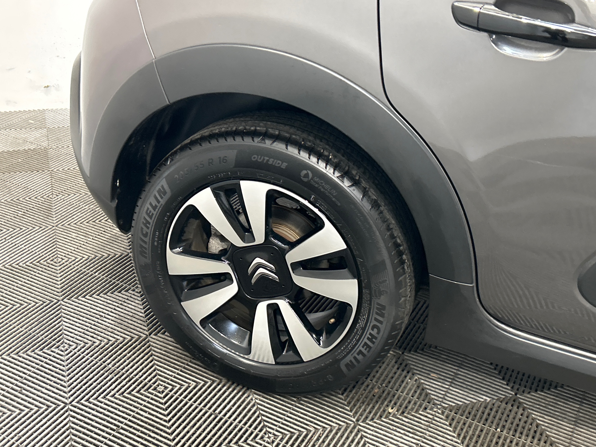 CITROEN C3 PT110 S&S BVM6 SHINE — expertise