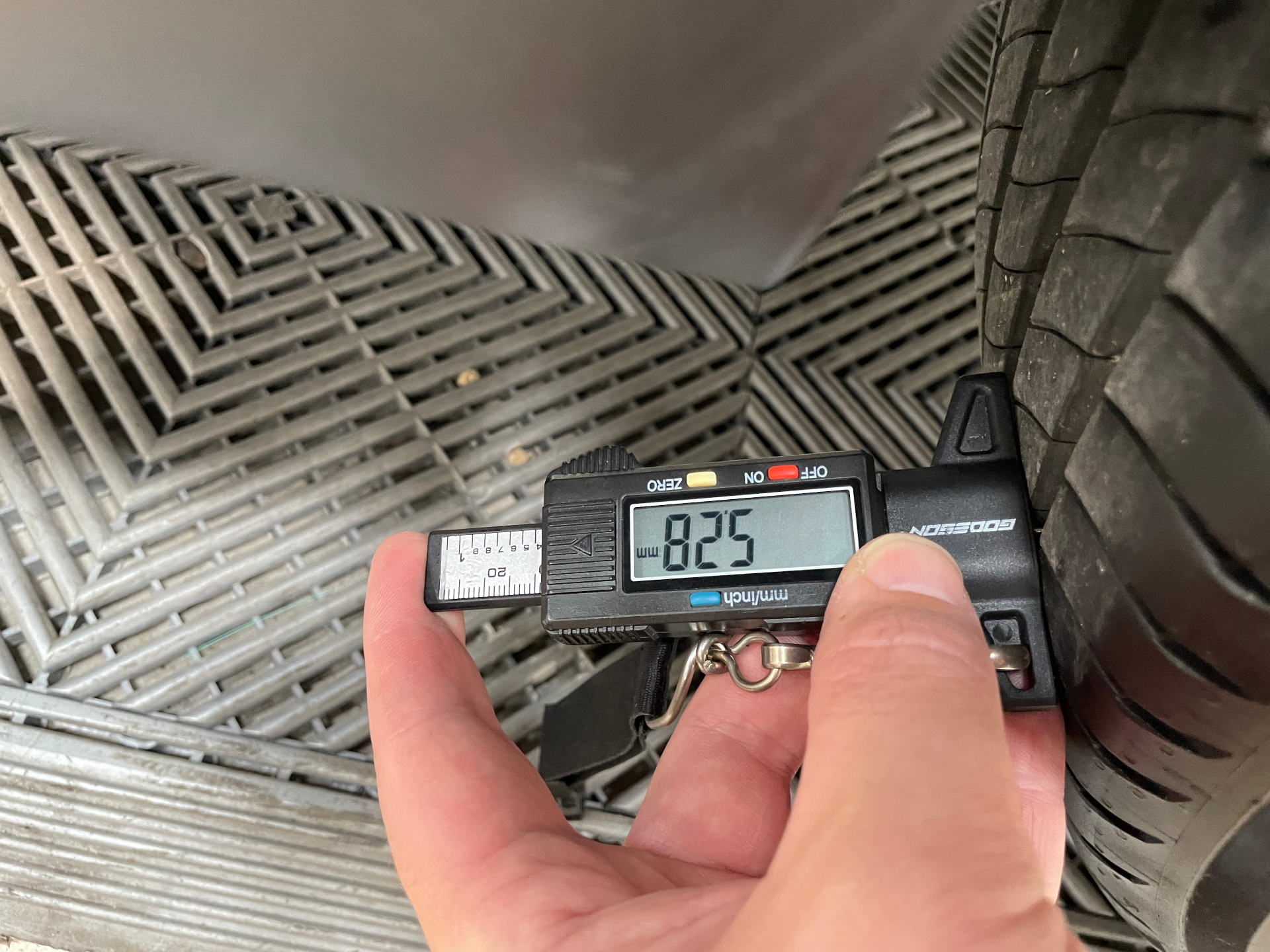 CITROEN C3 PureTech 110 S&S BVM6 Shine — expertise