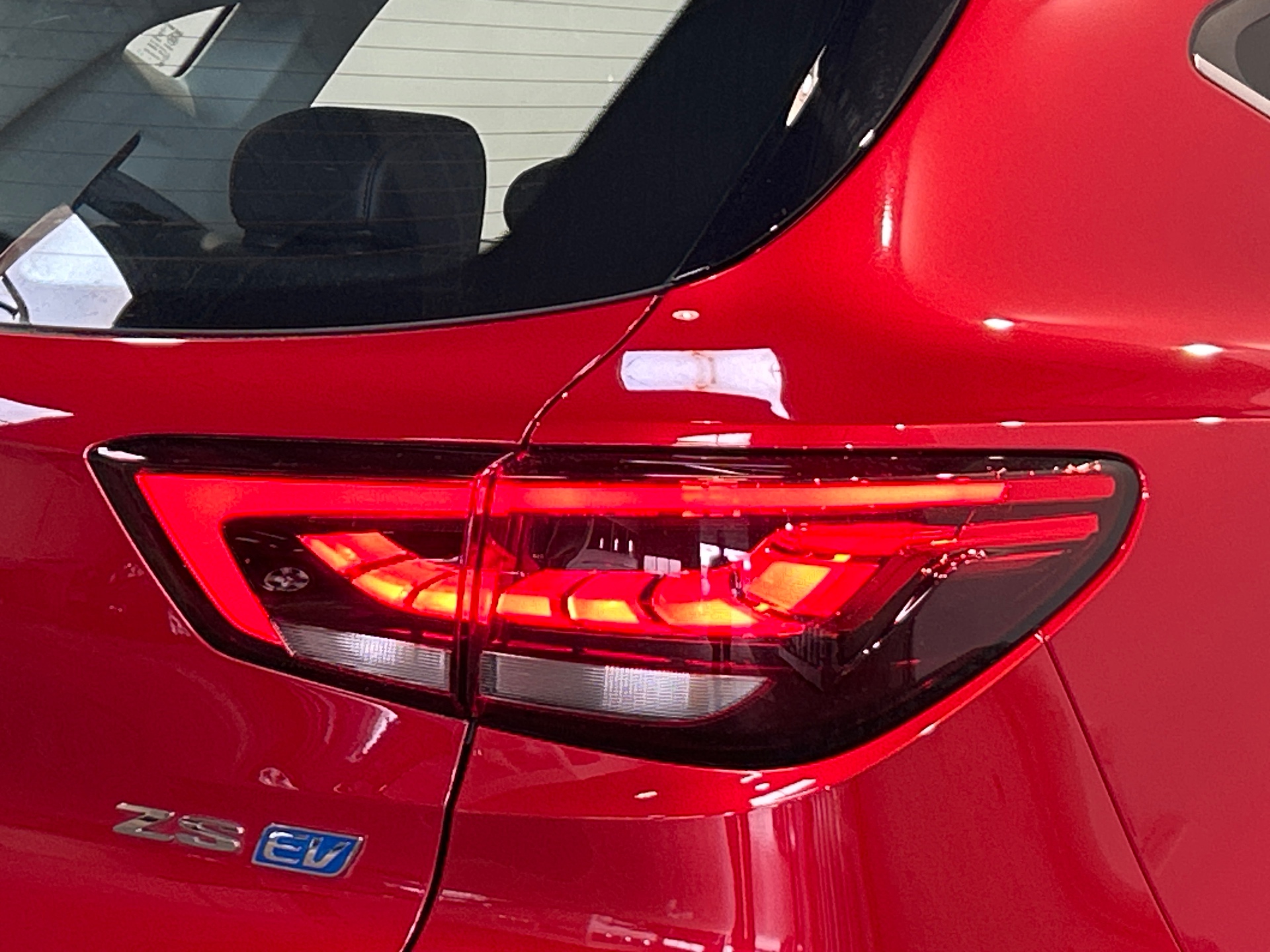 MG ZS ELECTRIQUE EV Autonomie Standard 51kWh - 130 kW 2WD Luxury