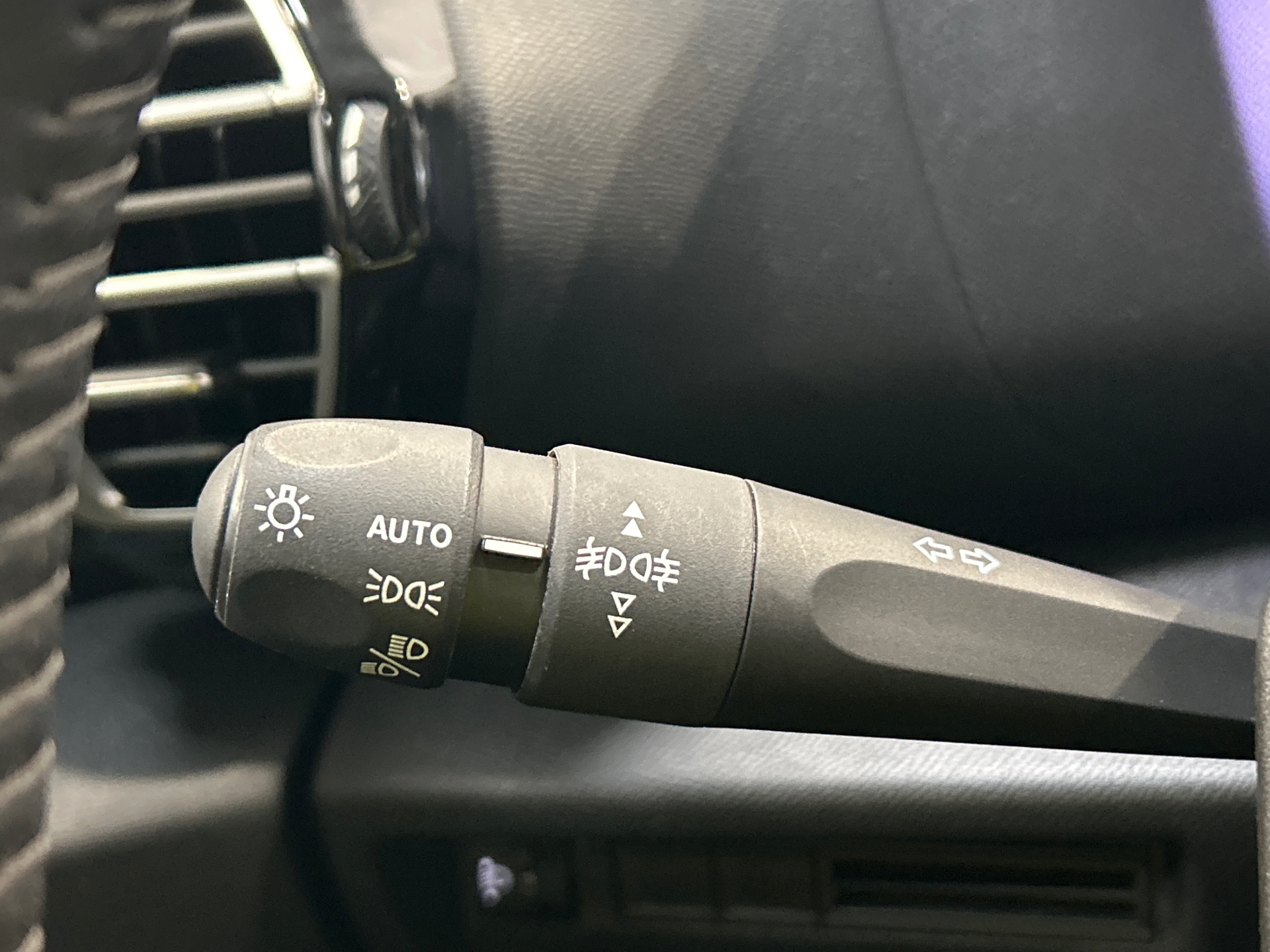 CITROEN C4 PT130 S&S BVM6 FEELPK
