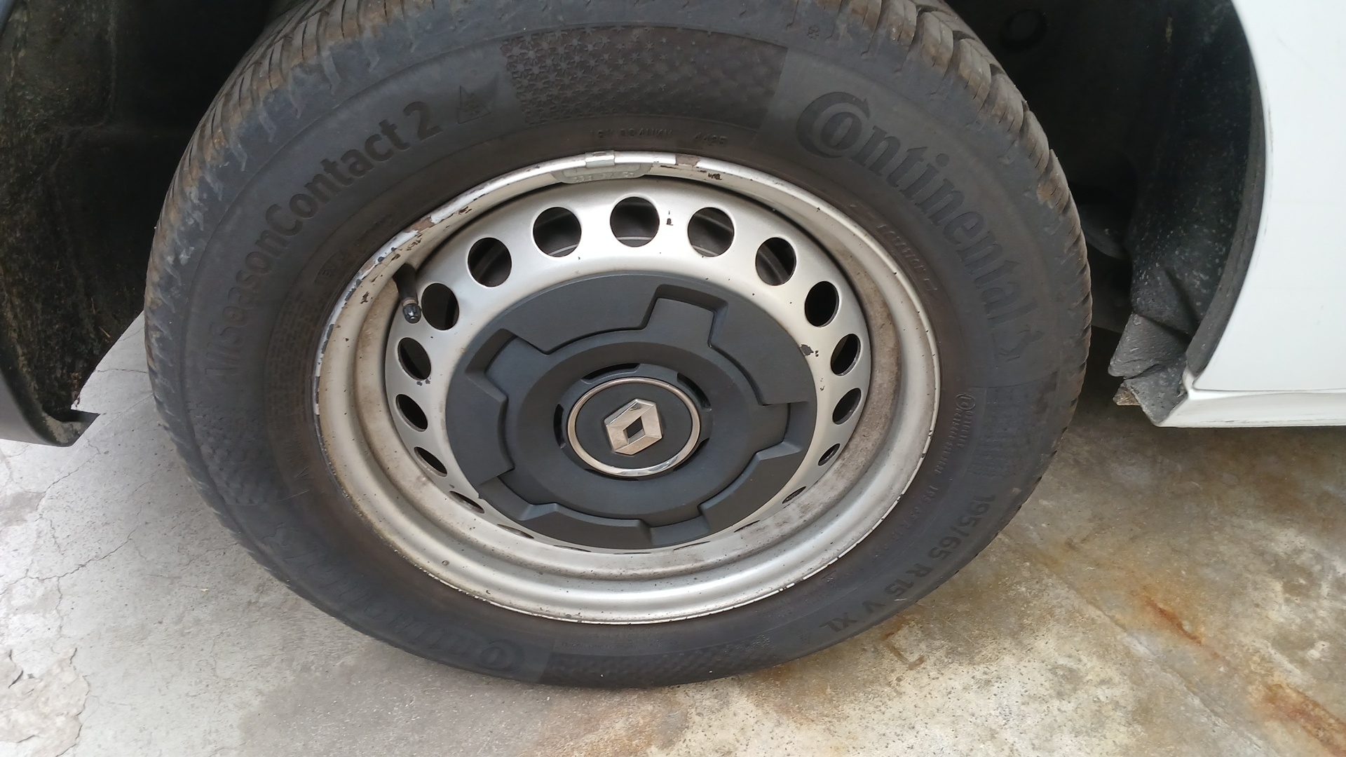 RENAULT KANGOO VAN BLUE DCI 95 GRAND CONFORT — expertise