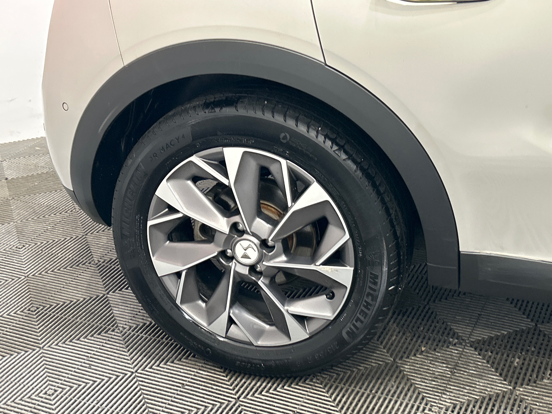 DS DS 3 CROSSBACK DS3 Crossback E-Tense Rivoli — expertise