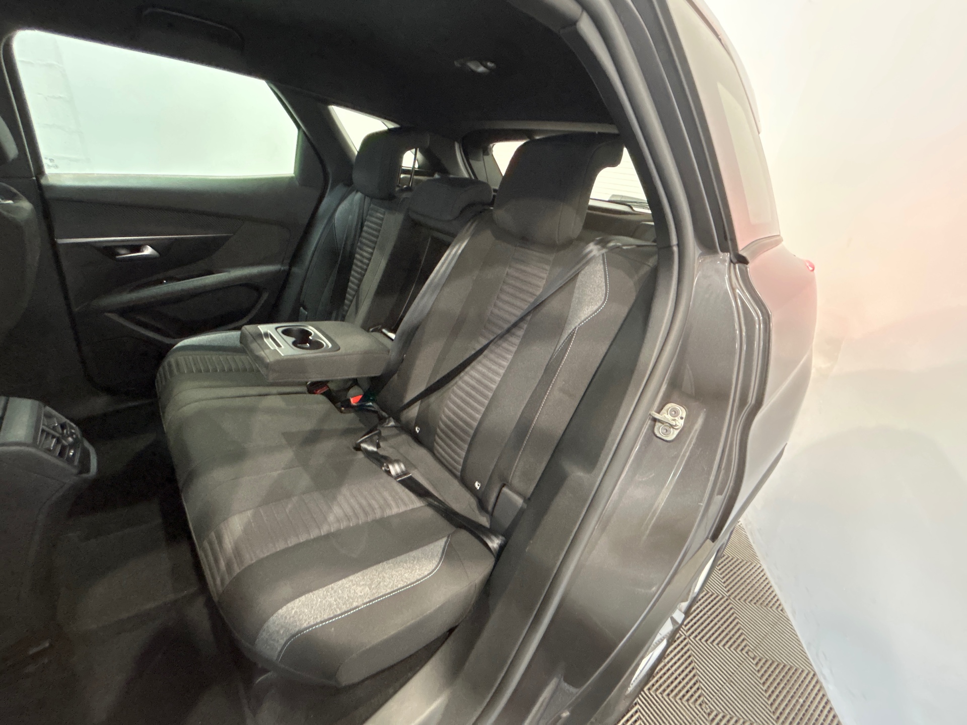 PEUGEOT 3008 ACTIVE PACK BHDI 130 S&S EAT8
