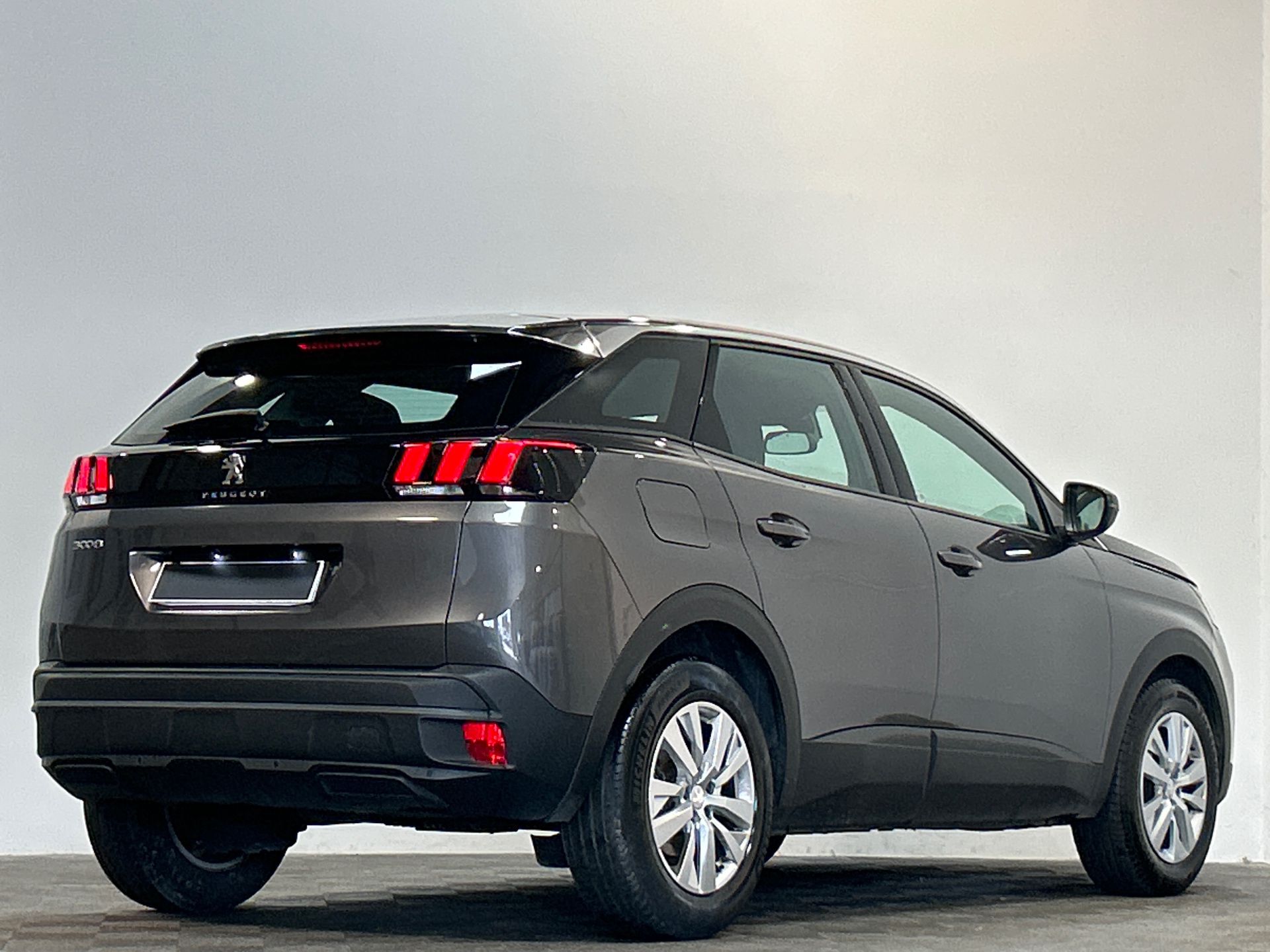 PEUGEOT 3008 ACTIVE PACK BHDI 130 S&S EAT8