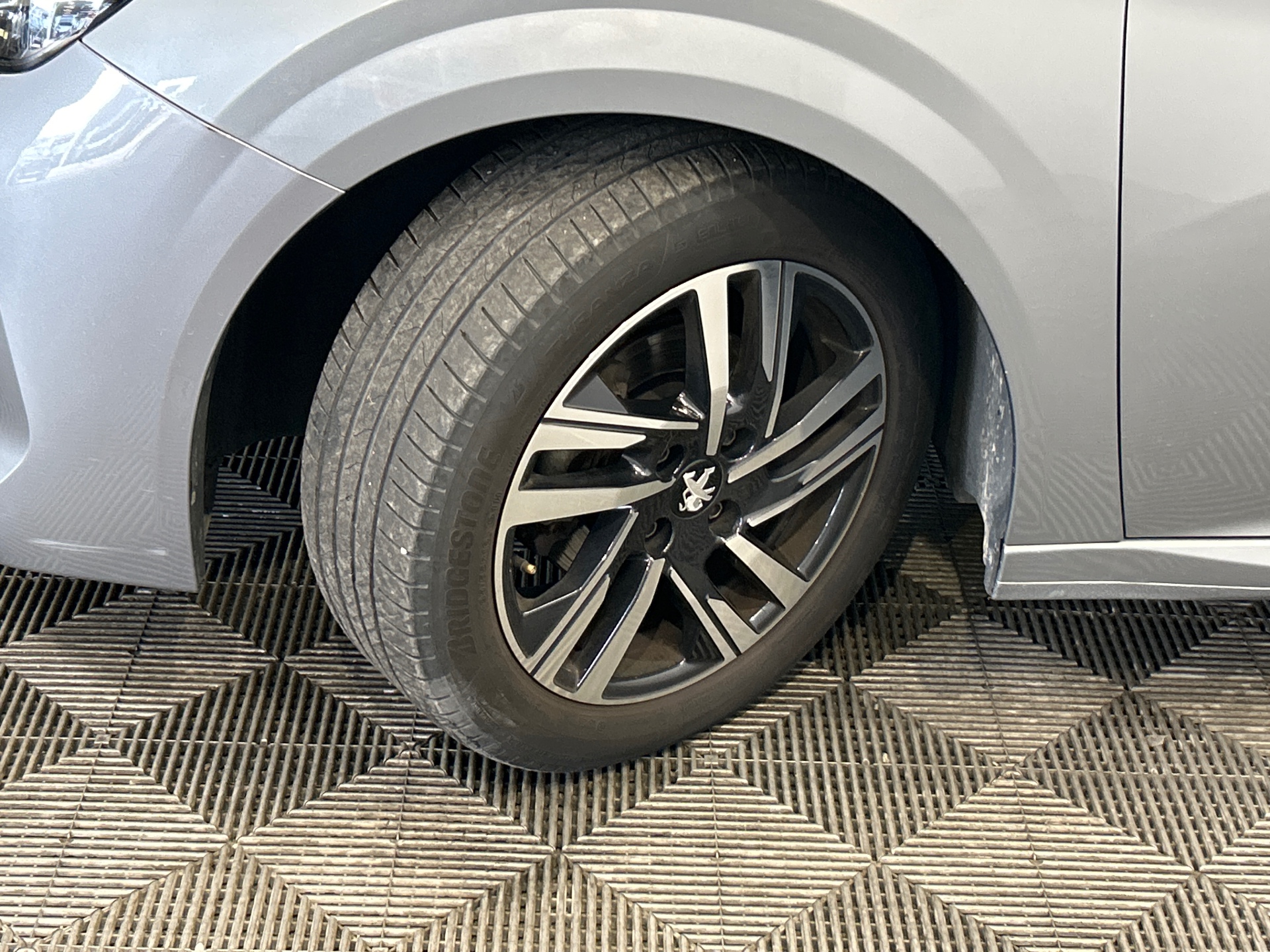 PEUGEOT 208 STYLE PURETECH 75 S&S BVM5 — expertise