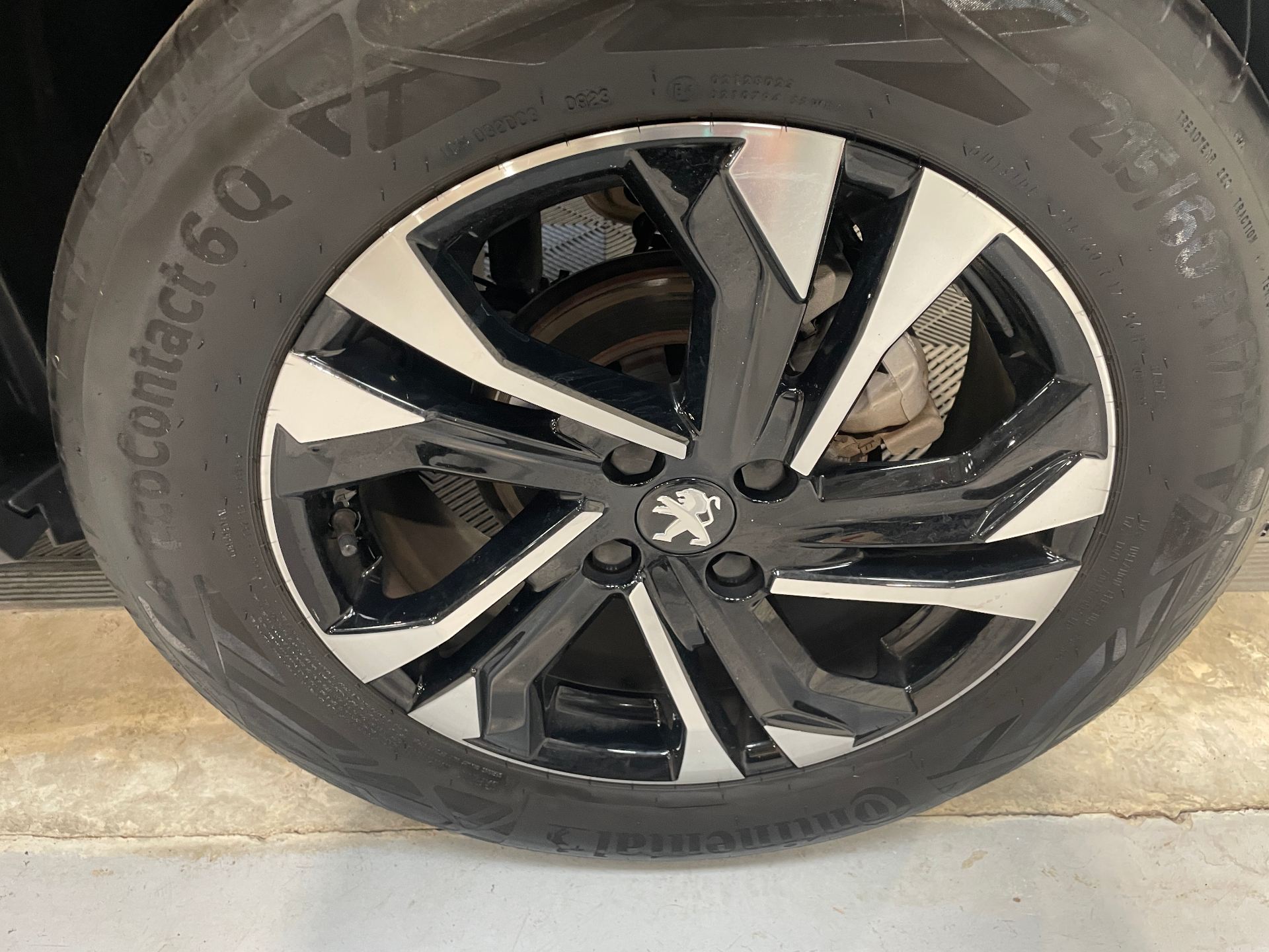 PEUGEOT 2008 PureTech 130 S&S BVM6 Allure Pack — expertise