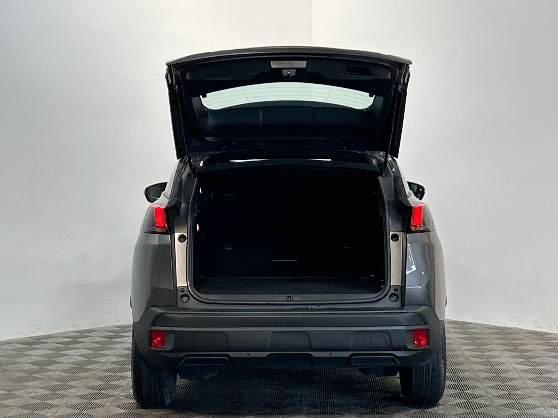 PEUGEOT 3008 ACTIVE PACK BHDI 130 S&S EAT8