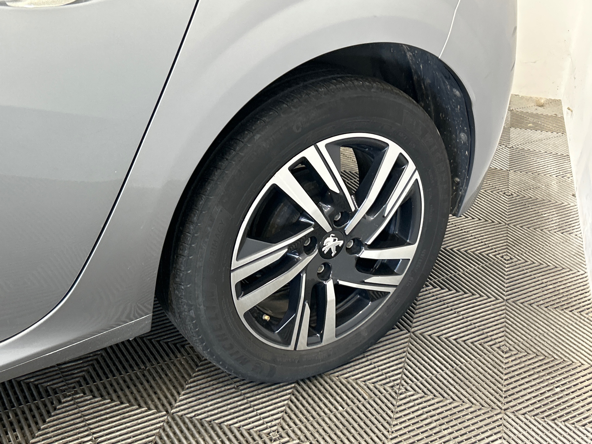 PEUGEOT 208 STYLE PURETECH 75 S&S BVM5 — expertise