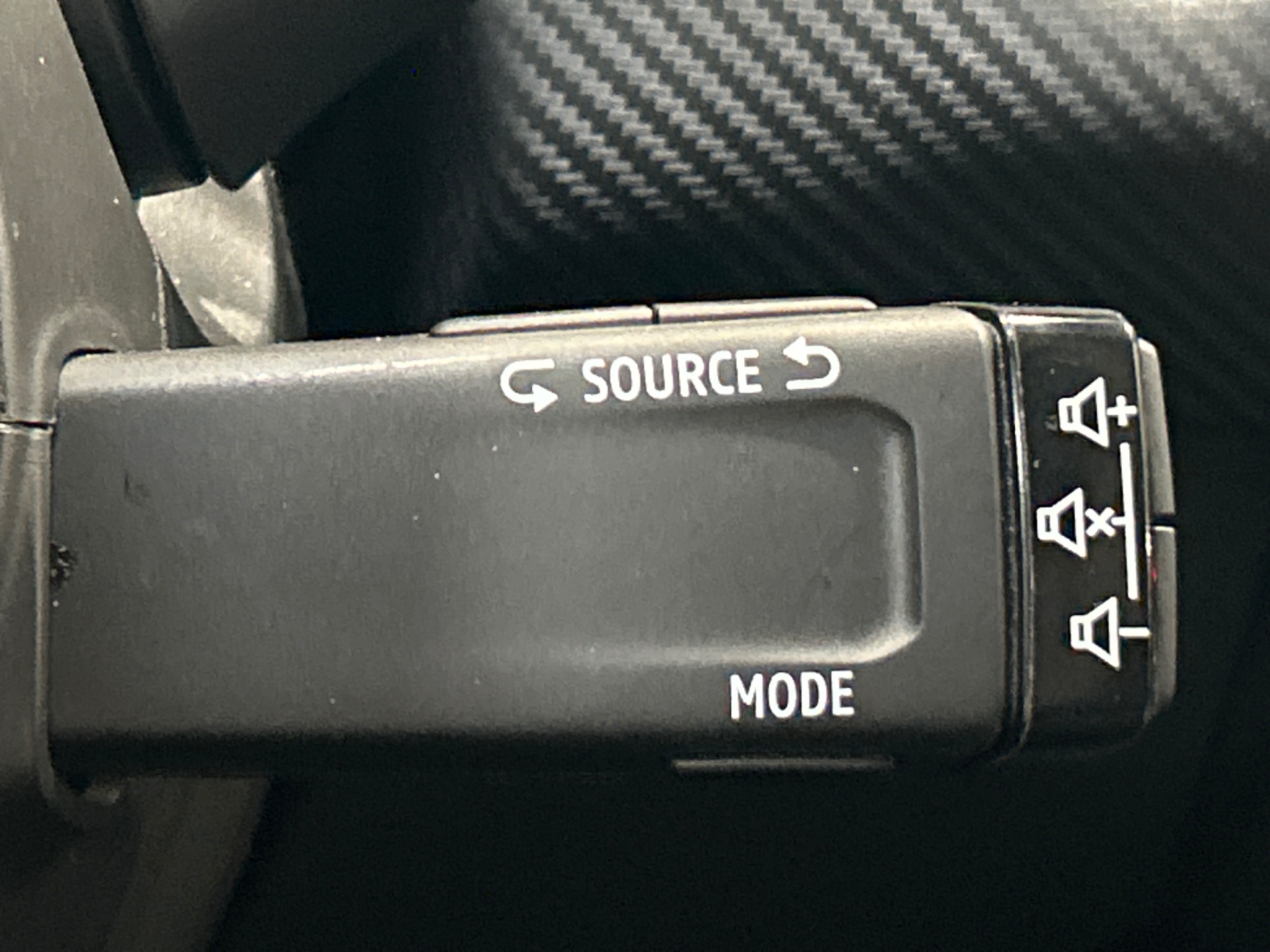 RENAULT CAPTUR R.S. line mild hybrid 160 EDC