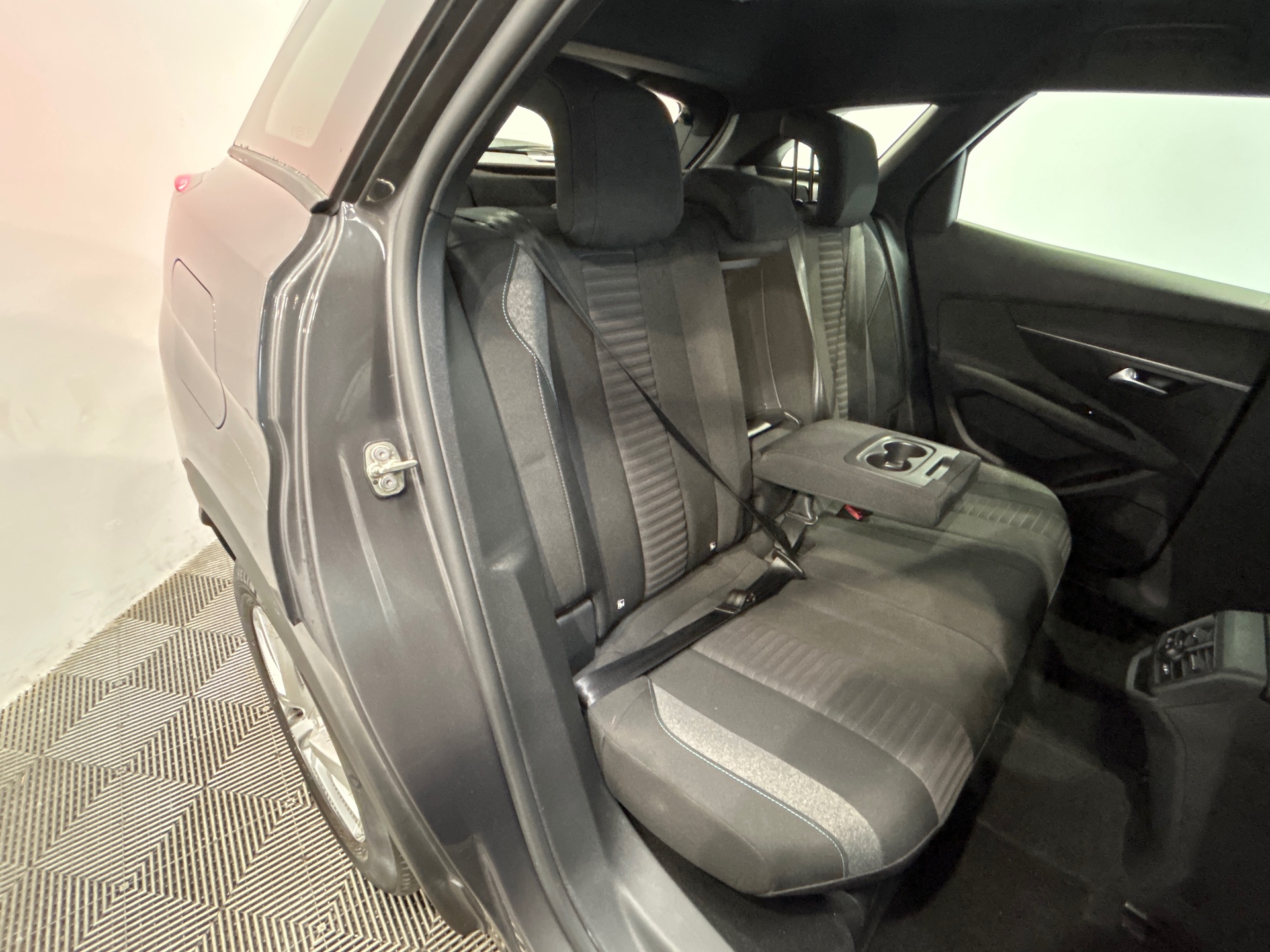 PEUGEOT 3008 ACTIVE PACK BHDI 130 S&S EAT8