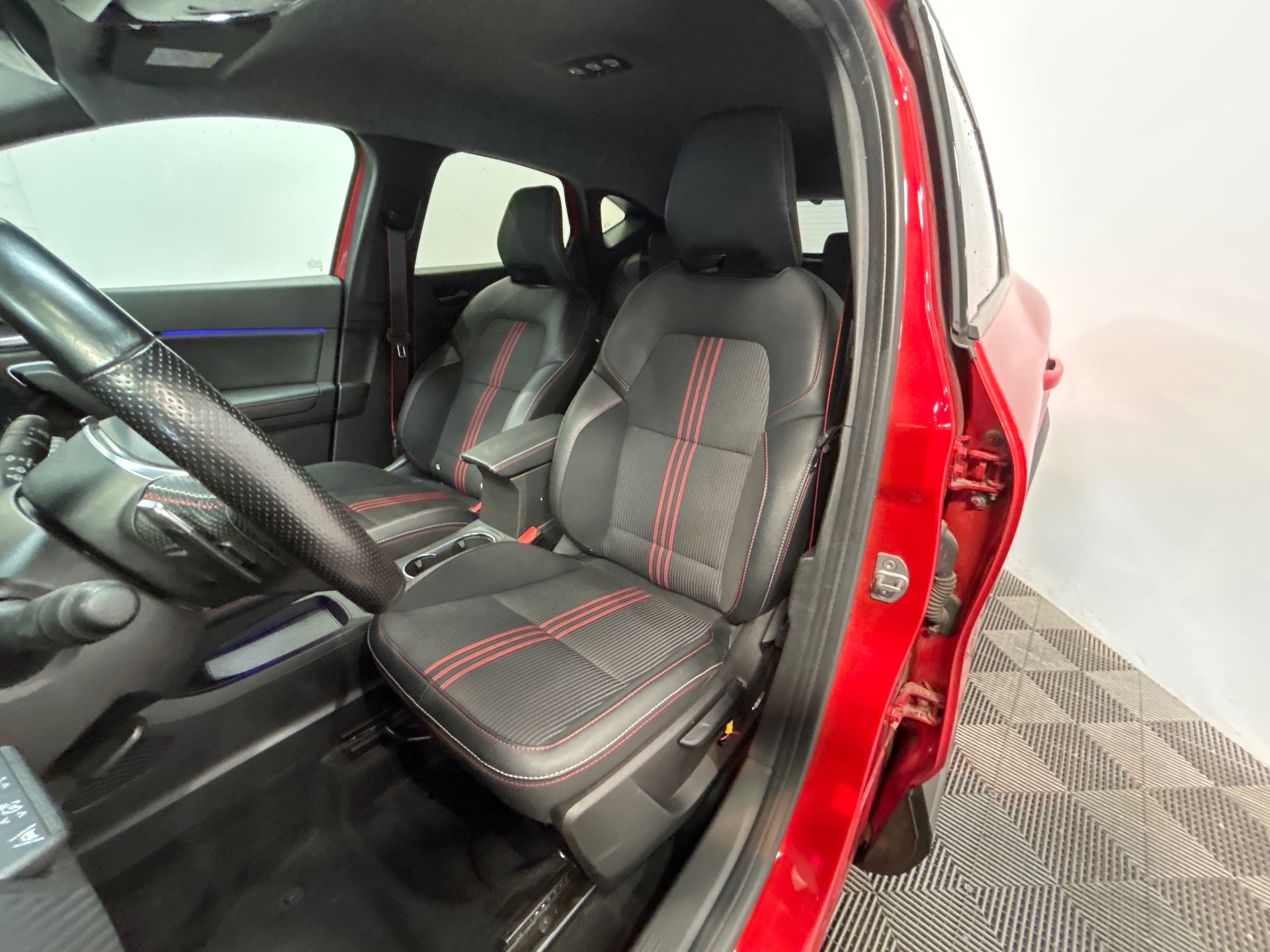 RENAULT CAPTUR R.S. line mild hybrid 160 EDC
