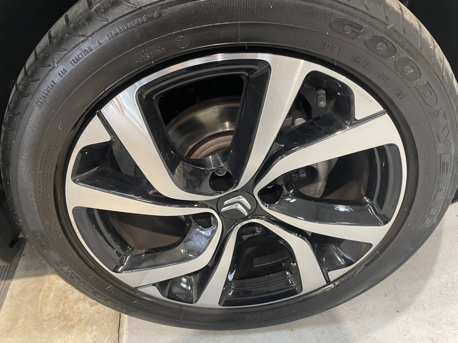 CITROEN C3 PureTech 110 BVM6 Elle - 5P — expertise