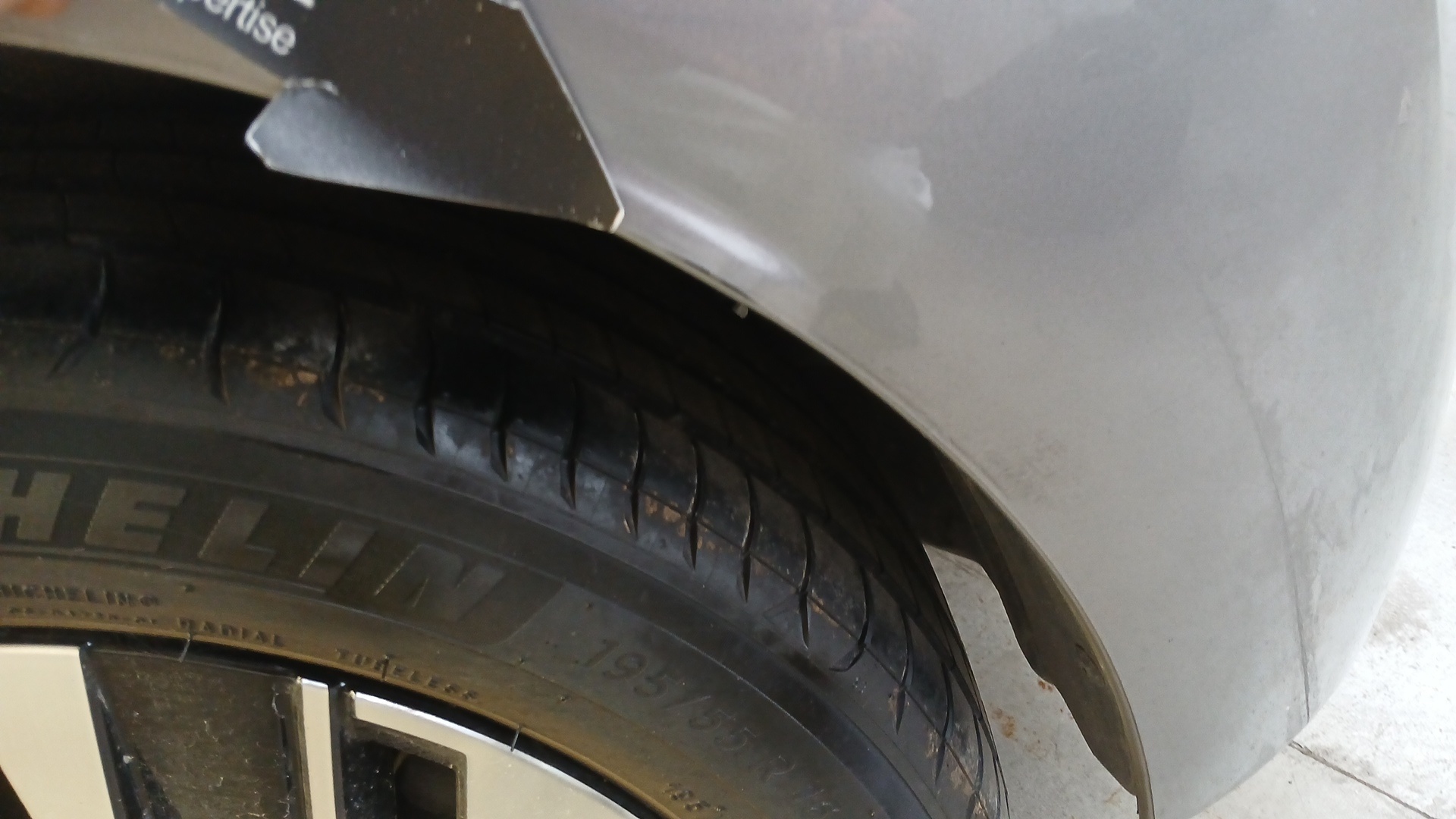 PEUGEOT 208 Allure 100 ch BVM6 — expertise