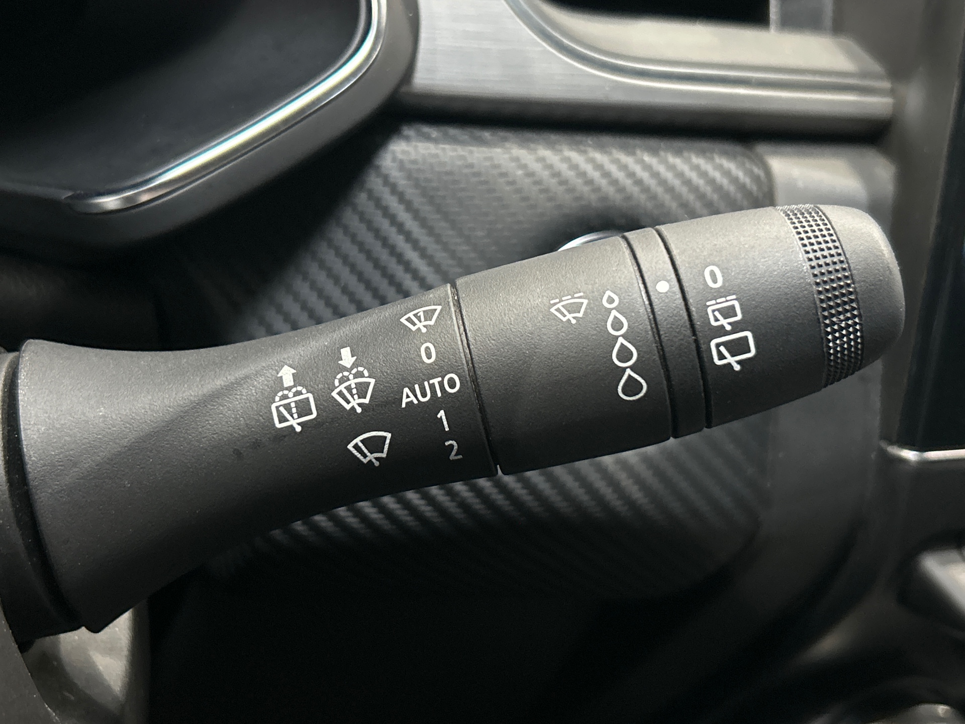 RENAULT CAPTUR R.S. line mild hybrid 160 EDC