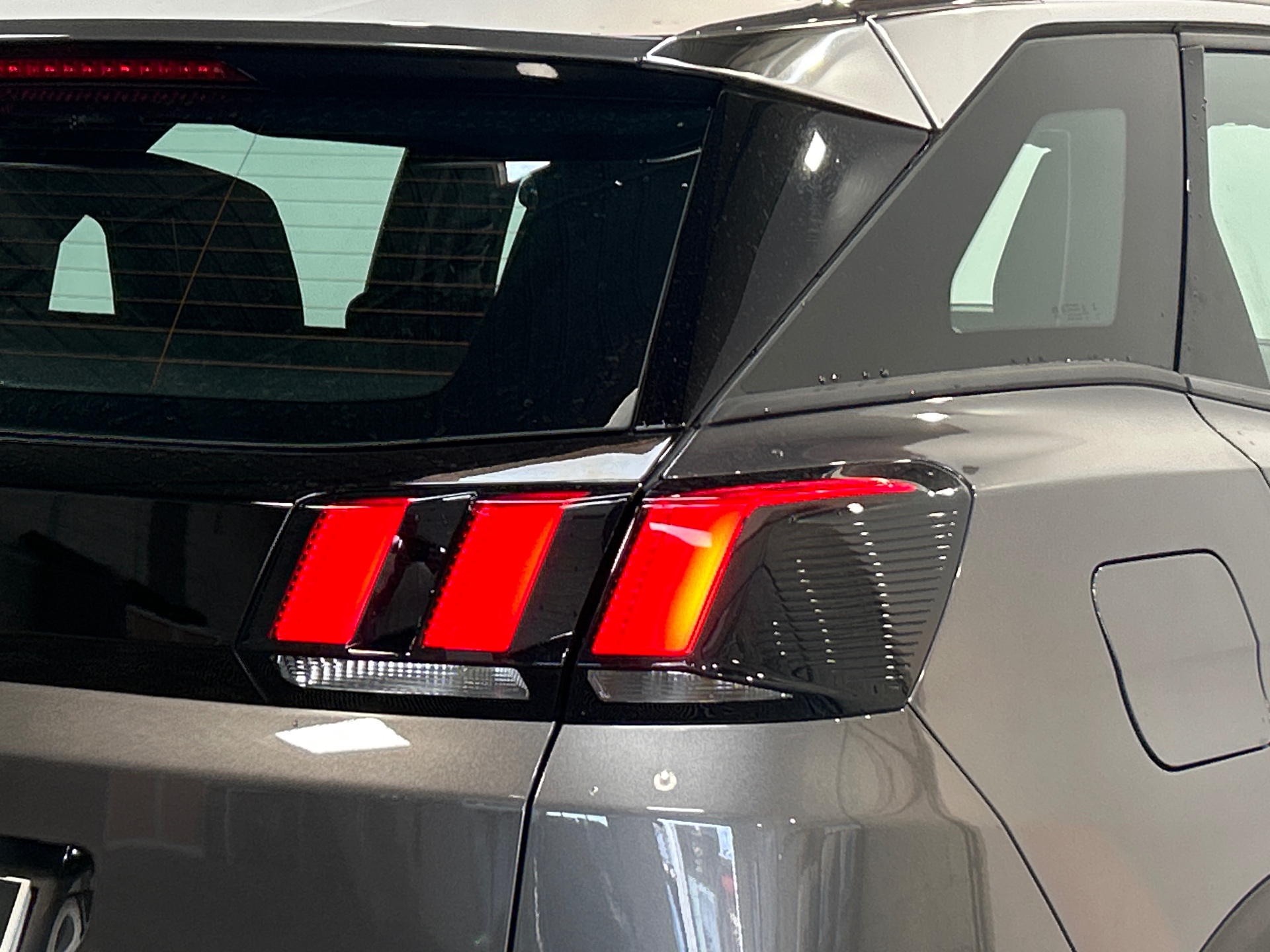 PEUGEOT 3008 ACTIVE PACK BHDI 130 S&S EAT8