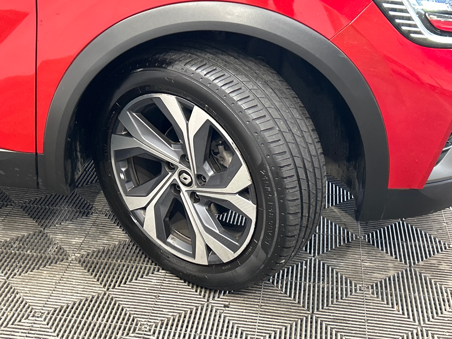 RENAULT CAPTUR R.S. line mild hybrid 160 EDC — expertise