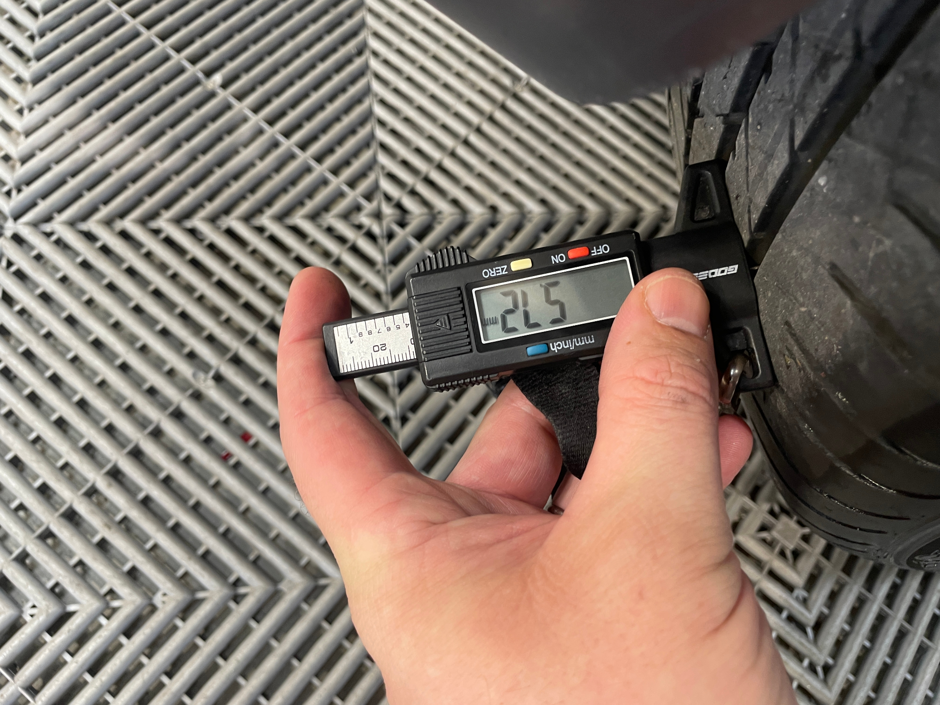 CITROEN C3 PureTech 110 BVM6 Elle - 5P — expertise