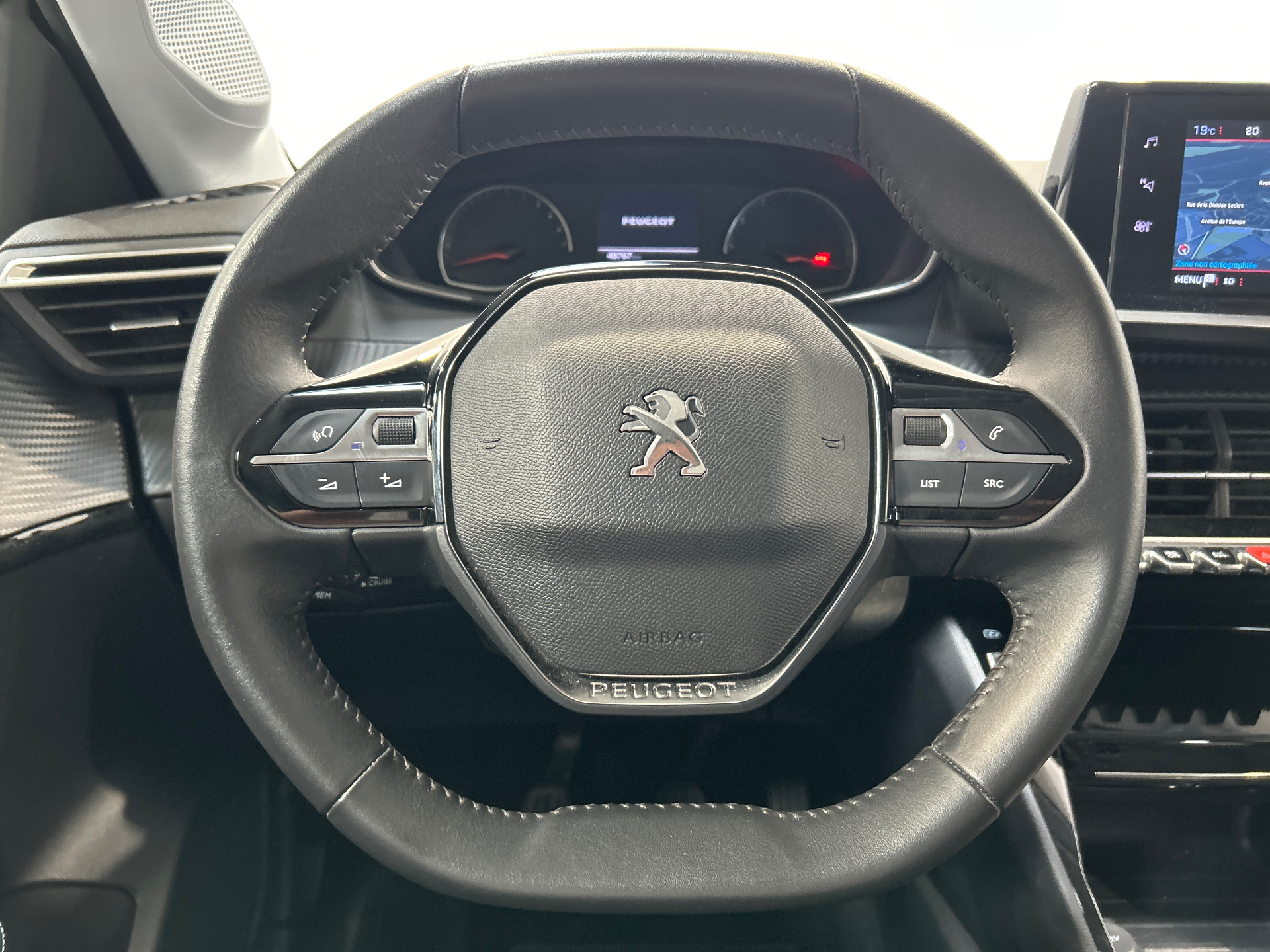PEUGEOT 208 ALL PT100 BVM